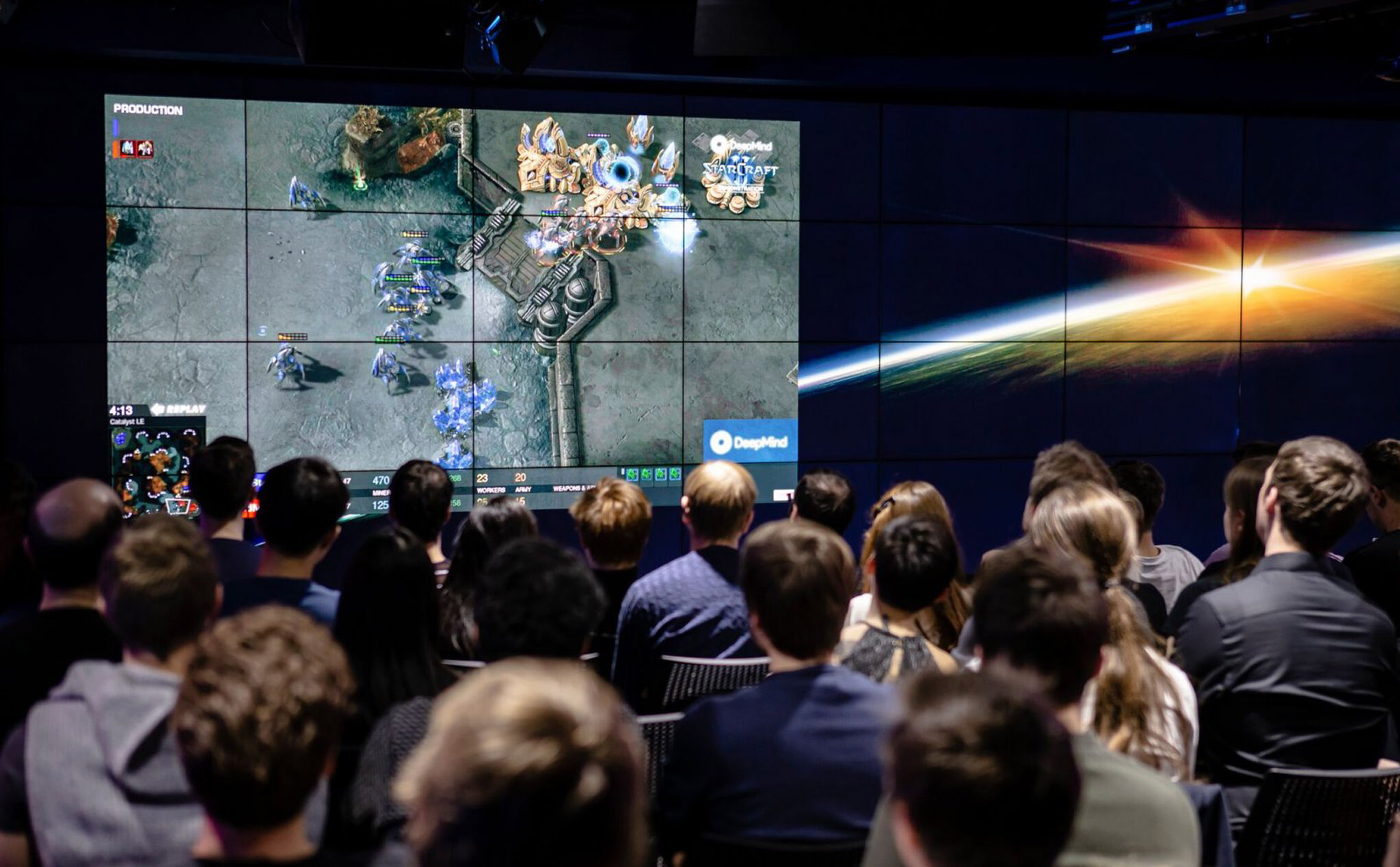 AI chơi StarCraft II AlphaStar đã chiến thắng gamer chuyên nghiệp