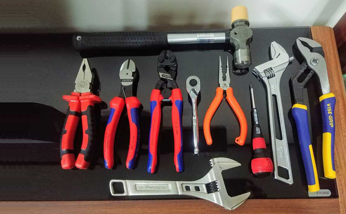 Dụng cụ đồ nghề (hand-tools) sửa xe, sửa nhà của anh em là gì?