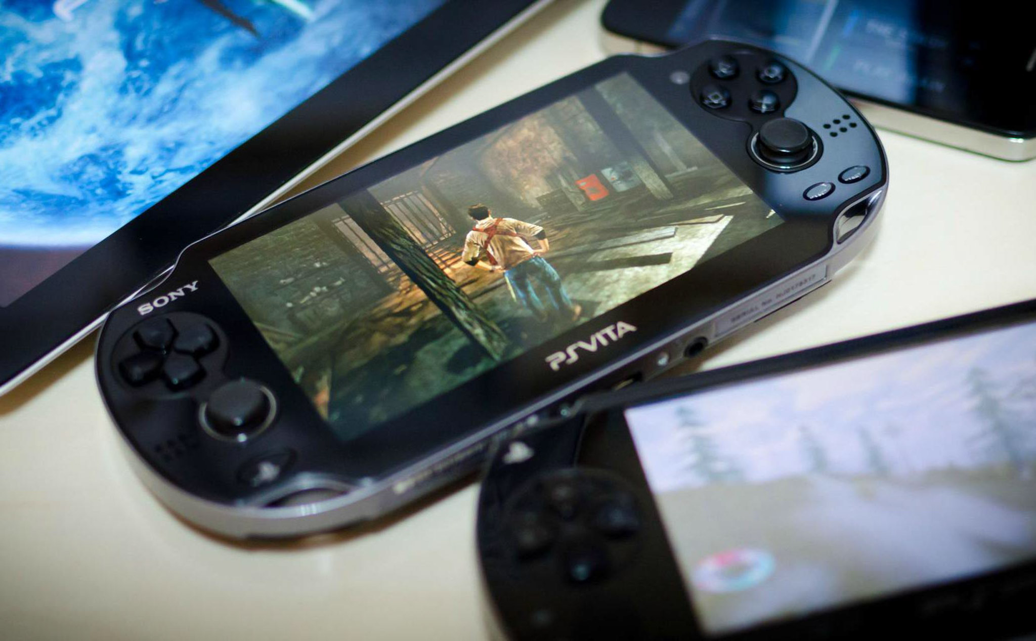 PS Vita chính thức bị ngưng sản xuất, vĩnh biệt hệ máy chơi game cầm tay cuối cùng của Sony