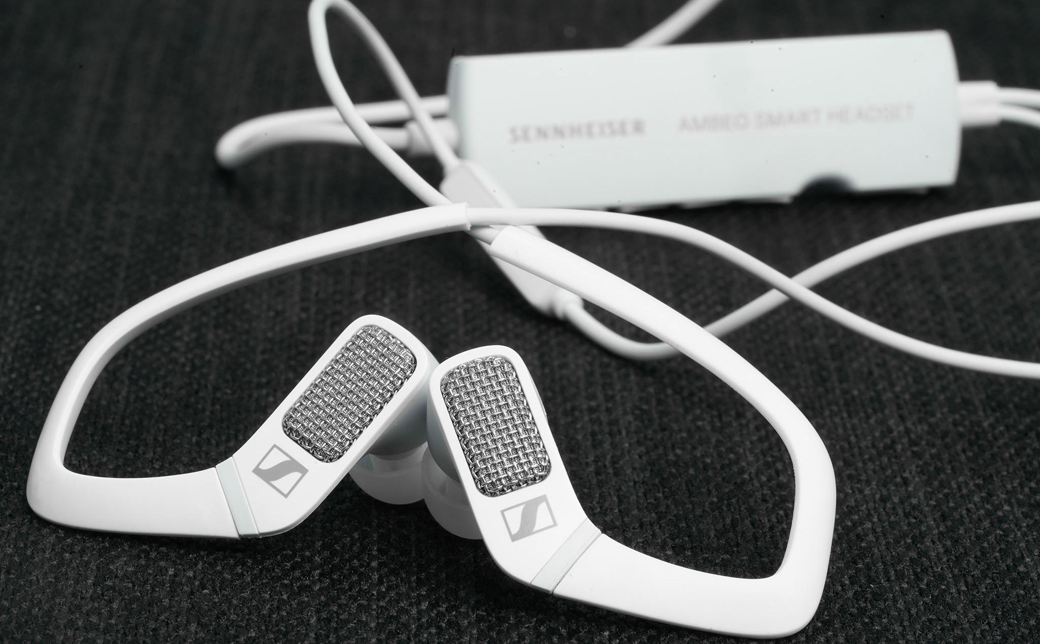 Review Sennheiser AMBEO Smart Headset: thu âm 3D siêu độc, có chống ồn, giá đắt và chỉ chơi với iOS