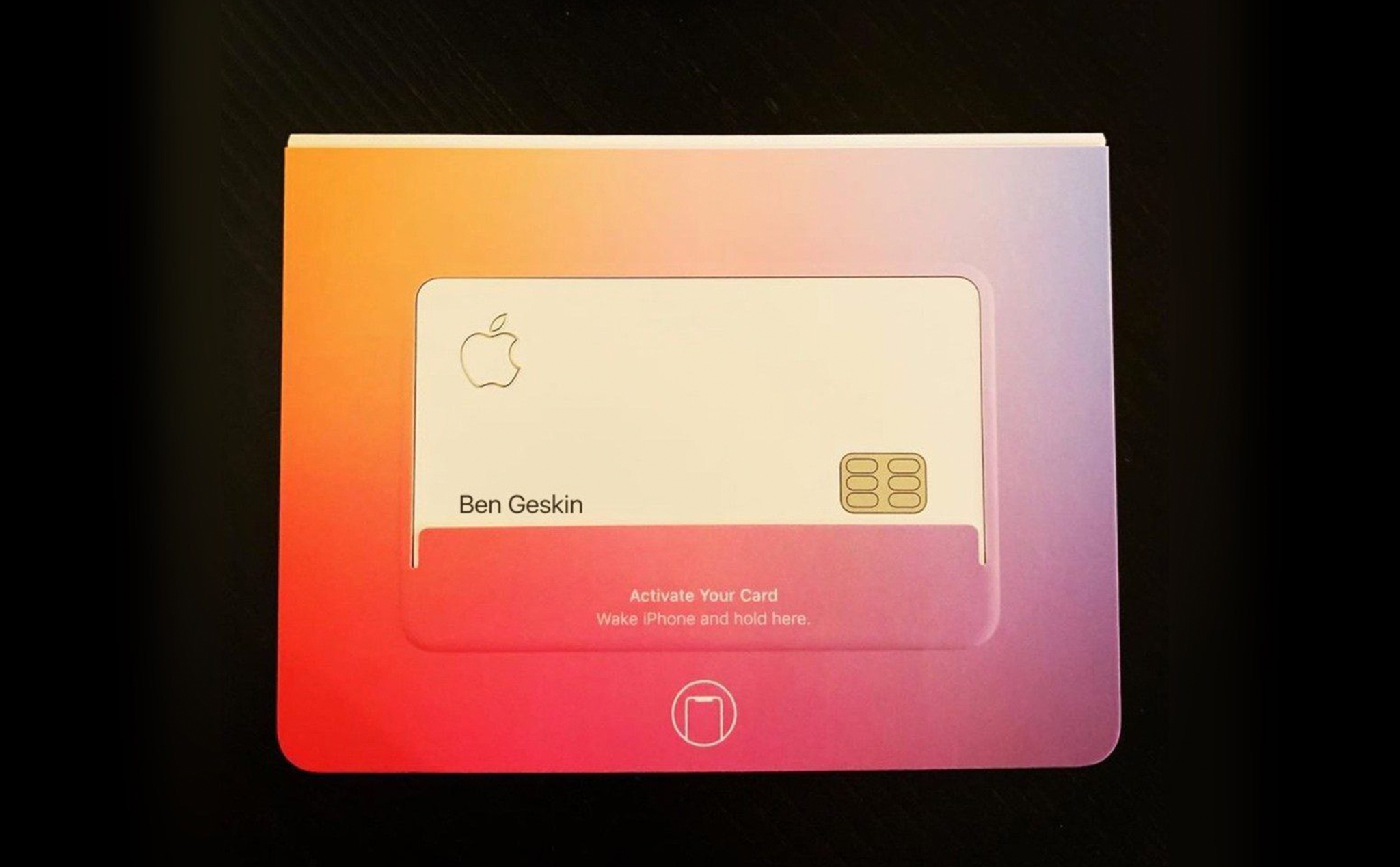 Rò rỉ hình ảnh thẻ tín dụng Apple Card sắp được phát hành