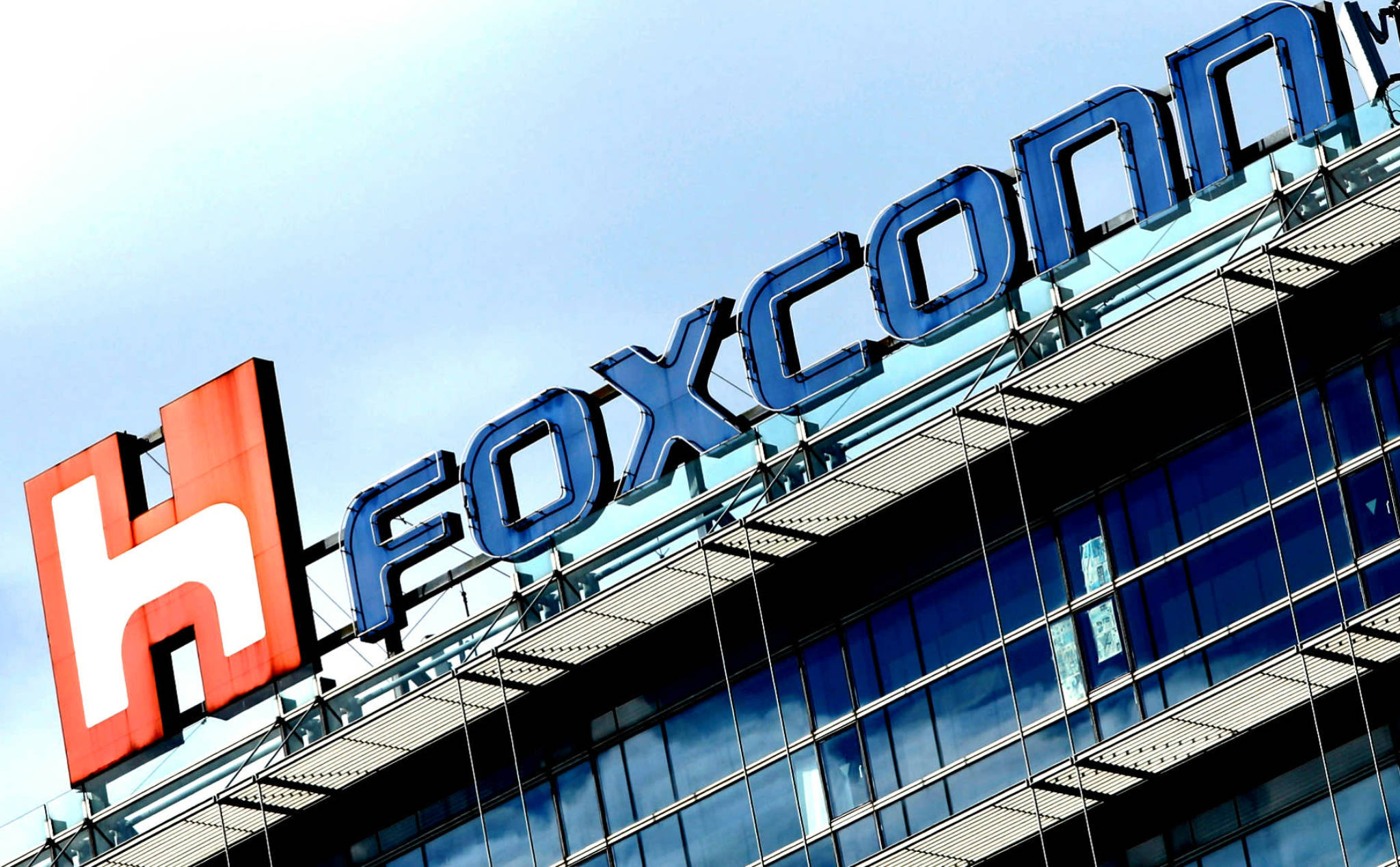 Foxconn đủ năng lực sản xuất iPhone cho Apple tại các nhà máy nằm ngoài Trung Quốc