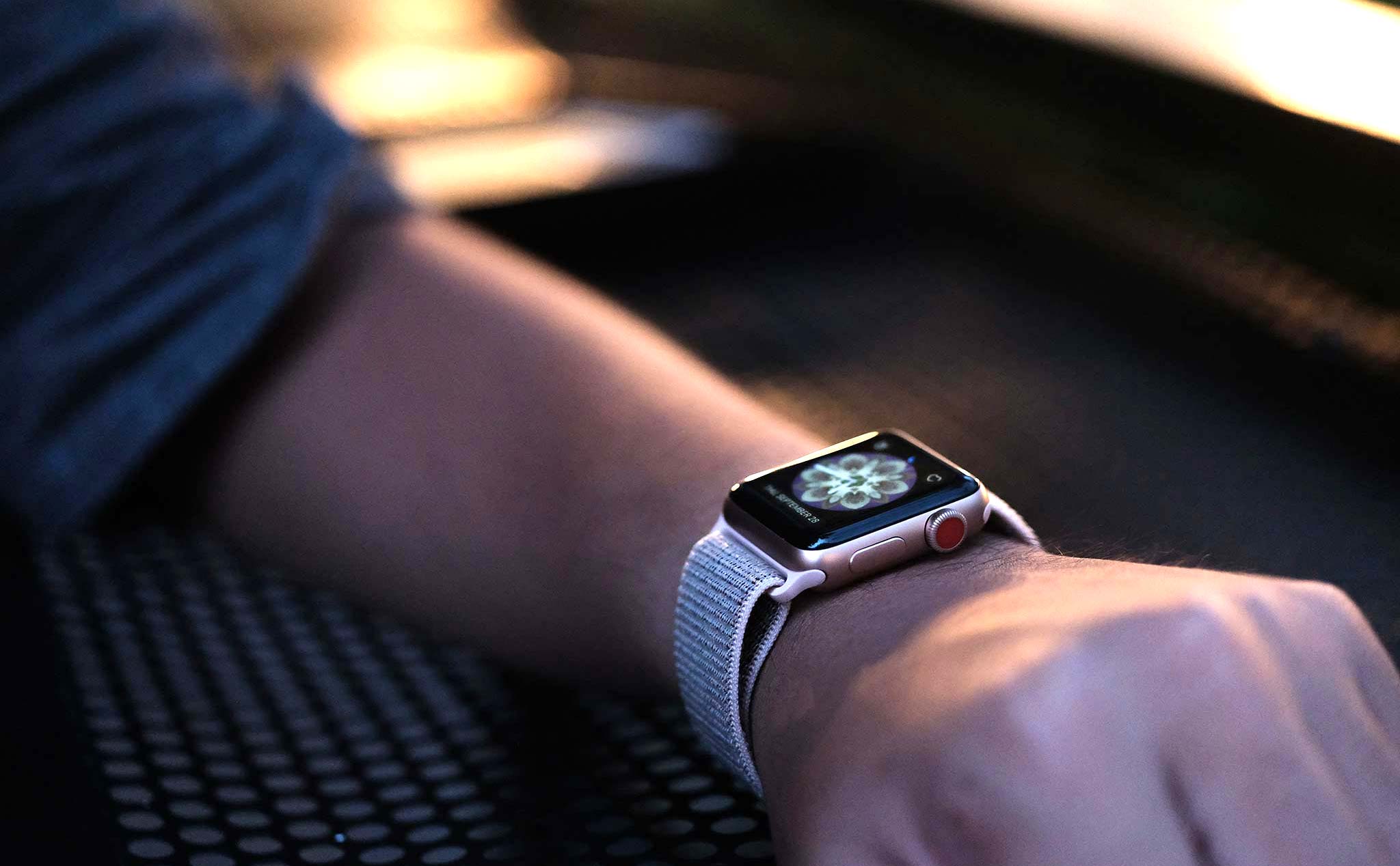 Viettel sẽ cung cấp eSIM trên đồng hồ, anh em Apple Watch LTE sẵn sàng chưa?