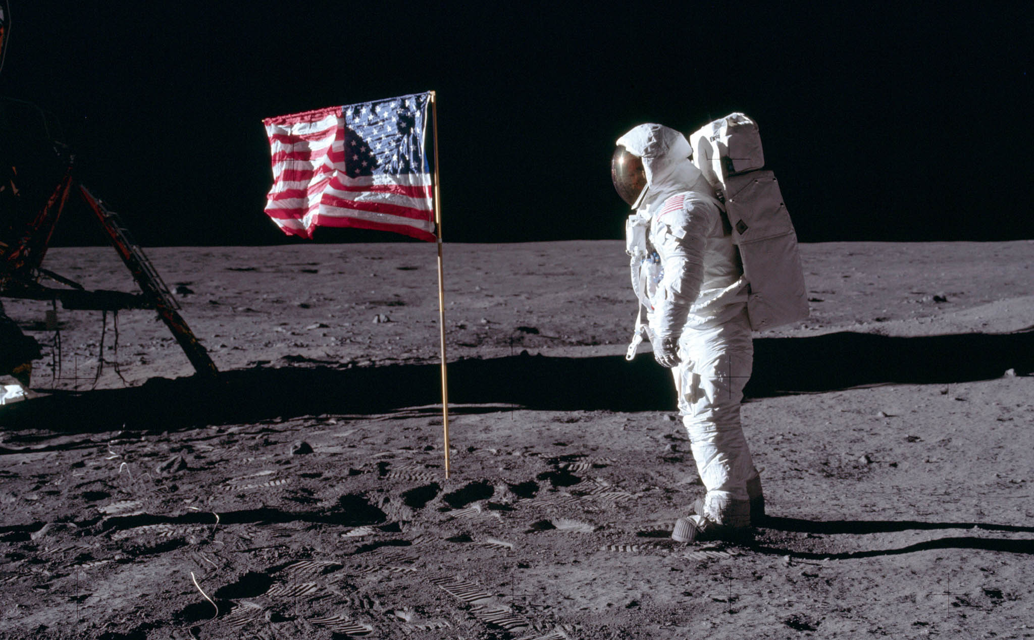 Cuộc đua lên mặt trăng để lại những đột phá gì giúp ích cho cuộc sống con người?