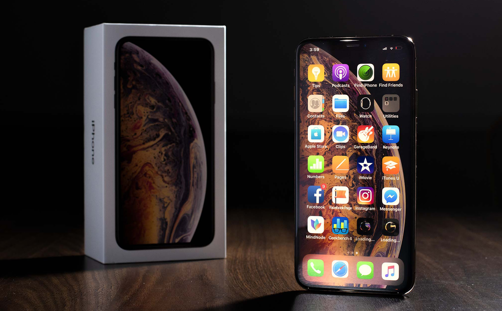 iPhone 11 sử dụng chung tấm nền OLED với Galaxy S10 và Note10?