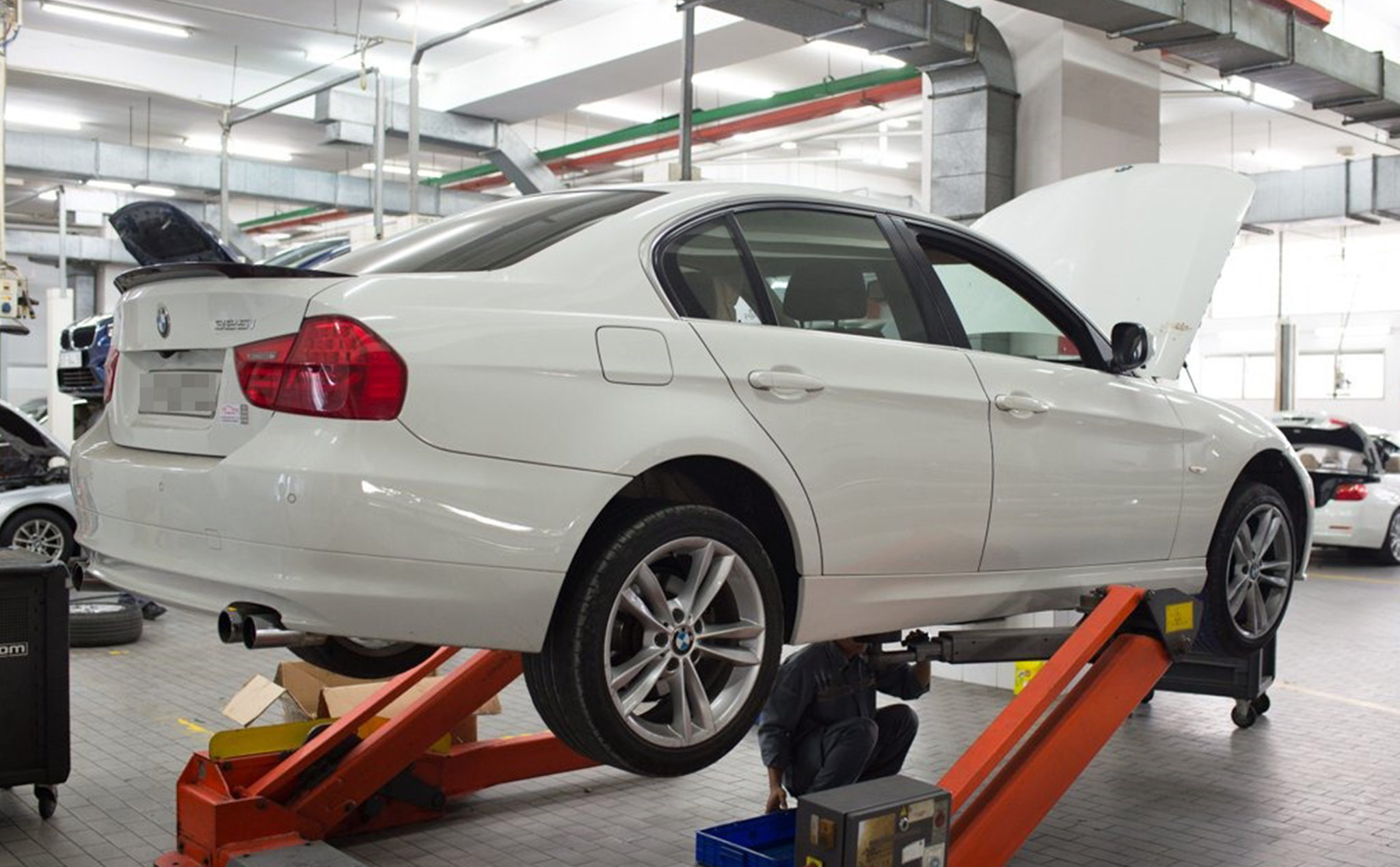 THACO triệu hồi 885 xe BMW 3-Series E90/E93 để sửa chữa hệ thống điện máy lạnh