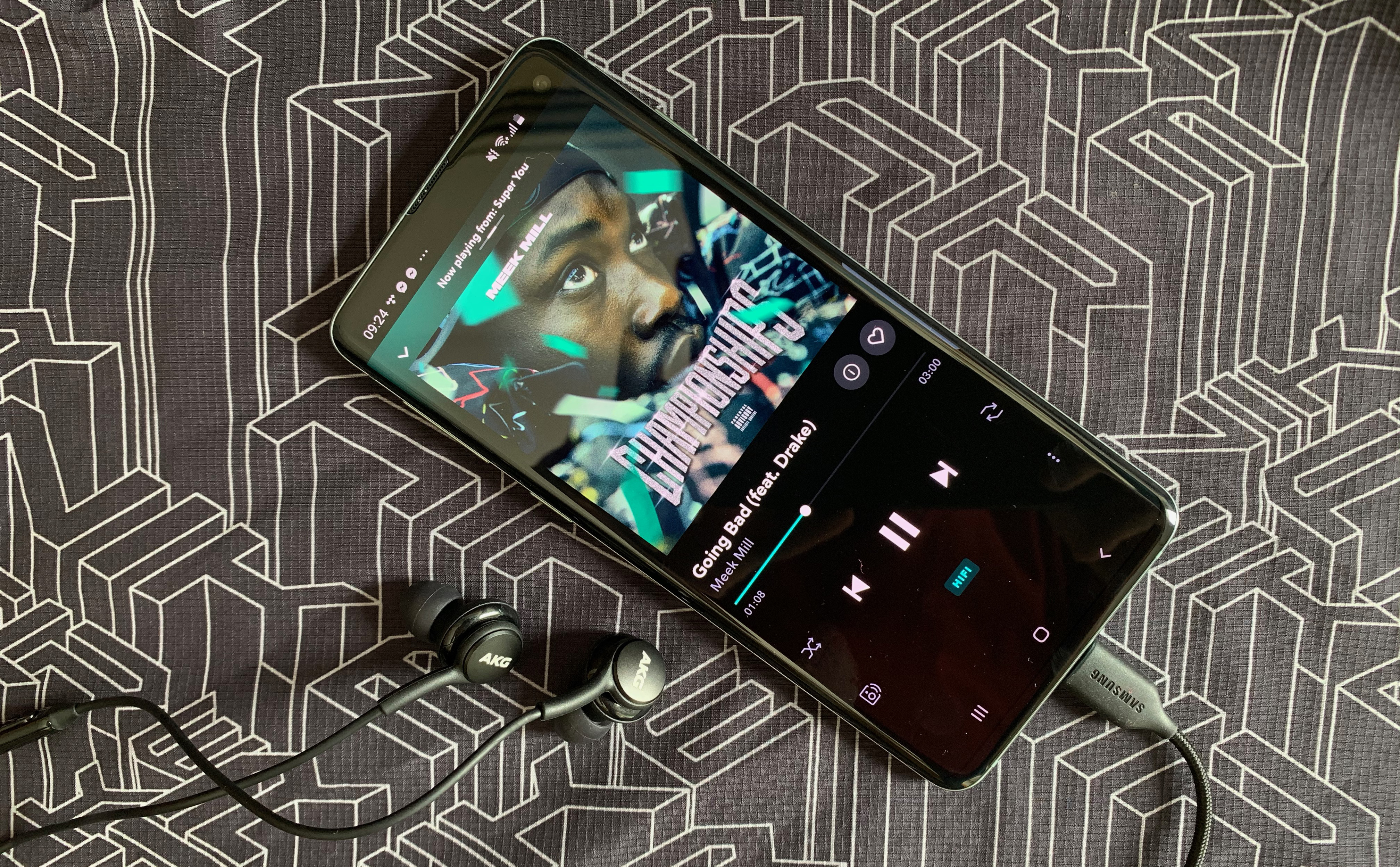 Đánh giá tai nghe theo máy của Galaxy Note10: kết nối USB-C, giải mã 32bit/96kHz