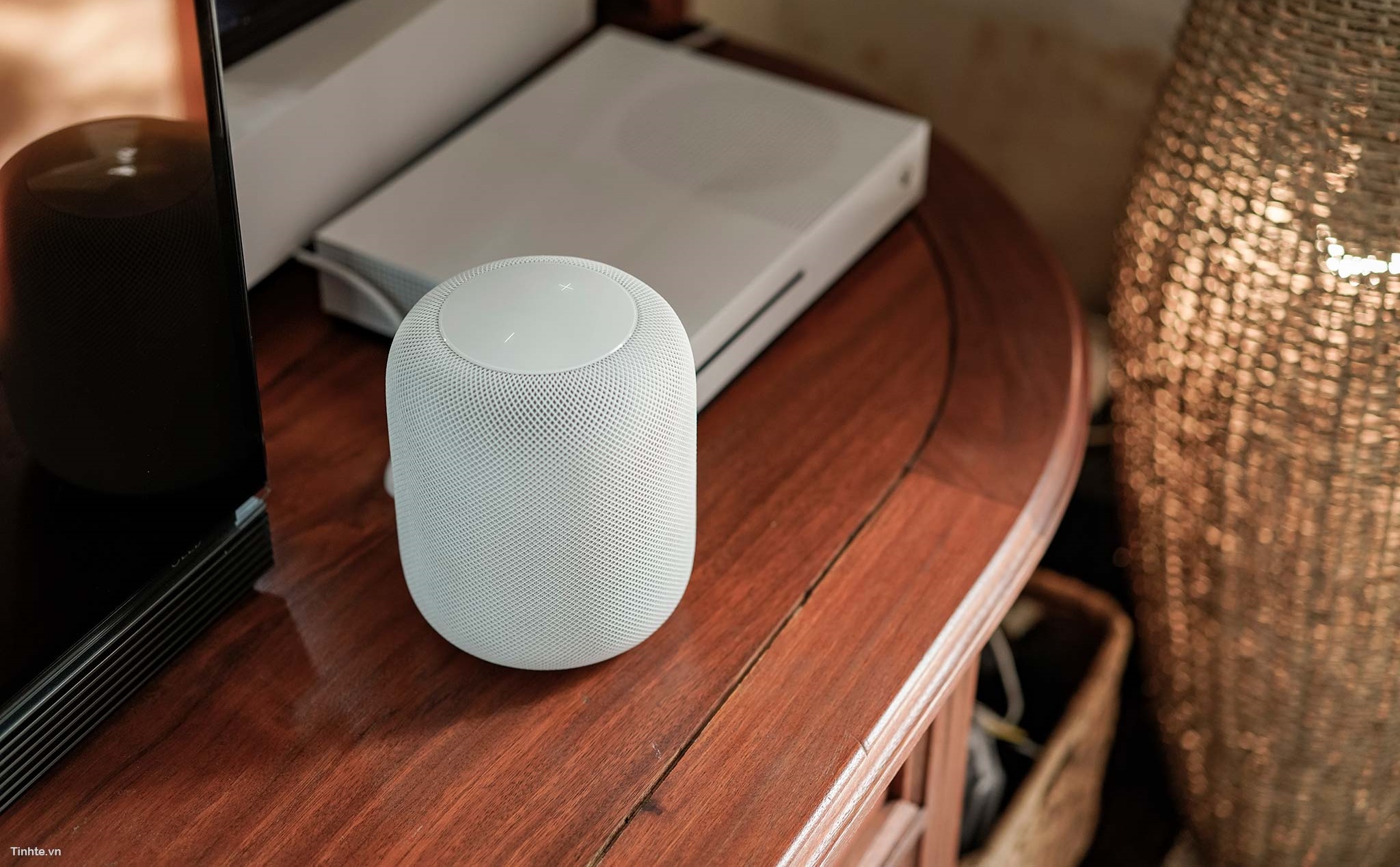 Apple HomePod sẽ có thể nhận diện nhiều giọng nói, Radio, Ambient Sound