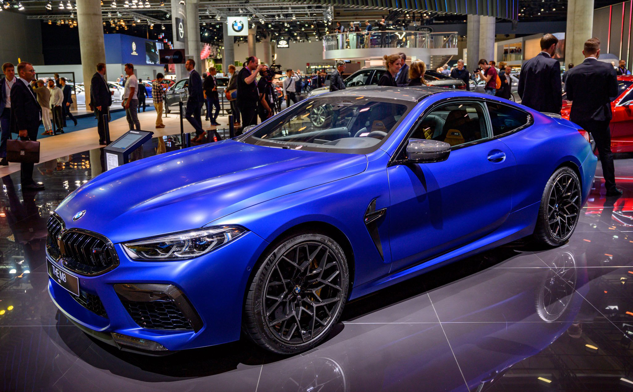 #IAA - Trên tay BMW M8 Competition Carbon Core