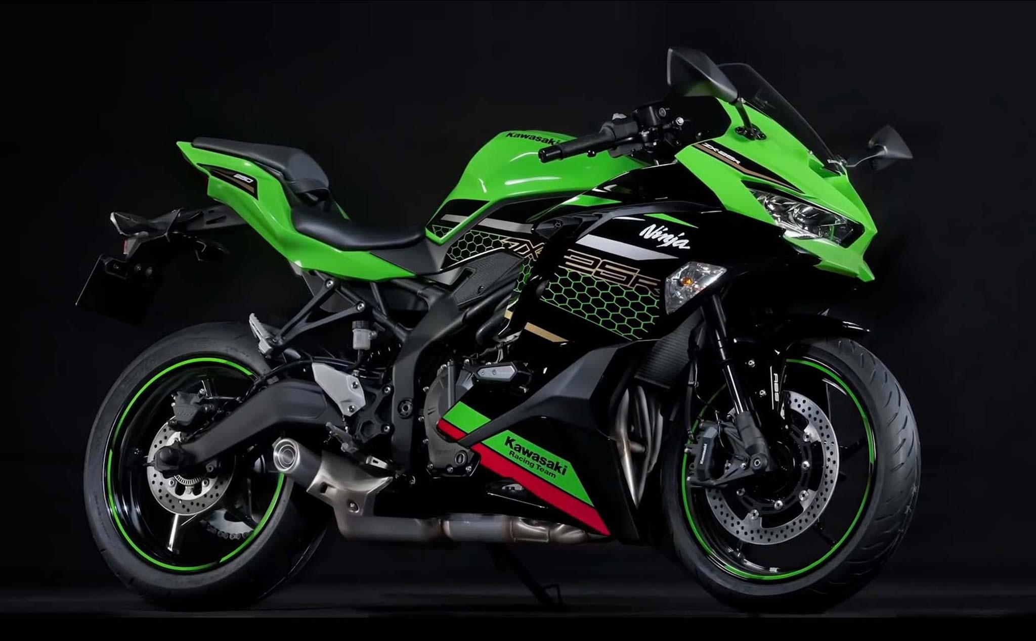 #TMS19: Kawasaki giới thiệu ZX-25R - chiếc sportbike 250cc mạnh nhất