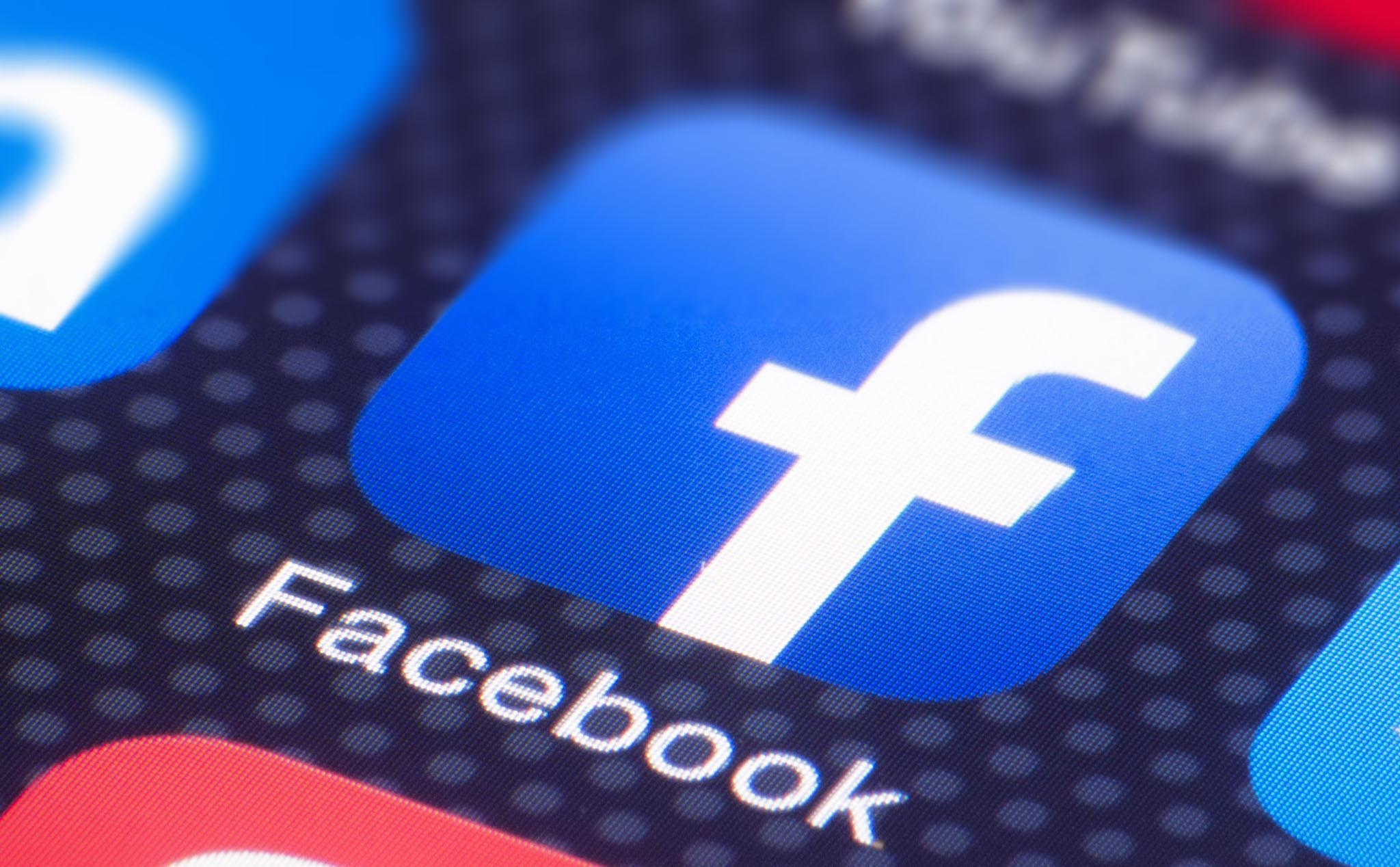 Facebook vô tình chia sẻ dữ liệu các group kín với đối tác