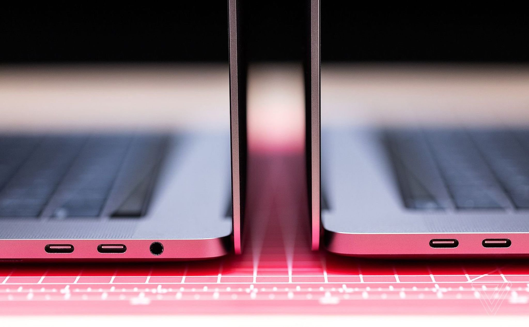 MacBook Pro 16 inch: Một dấu hiệu thay đổi của Apple thời “hậu Jony Ive”
