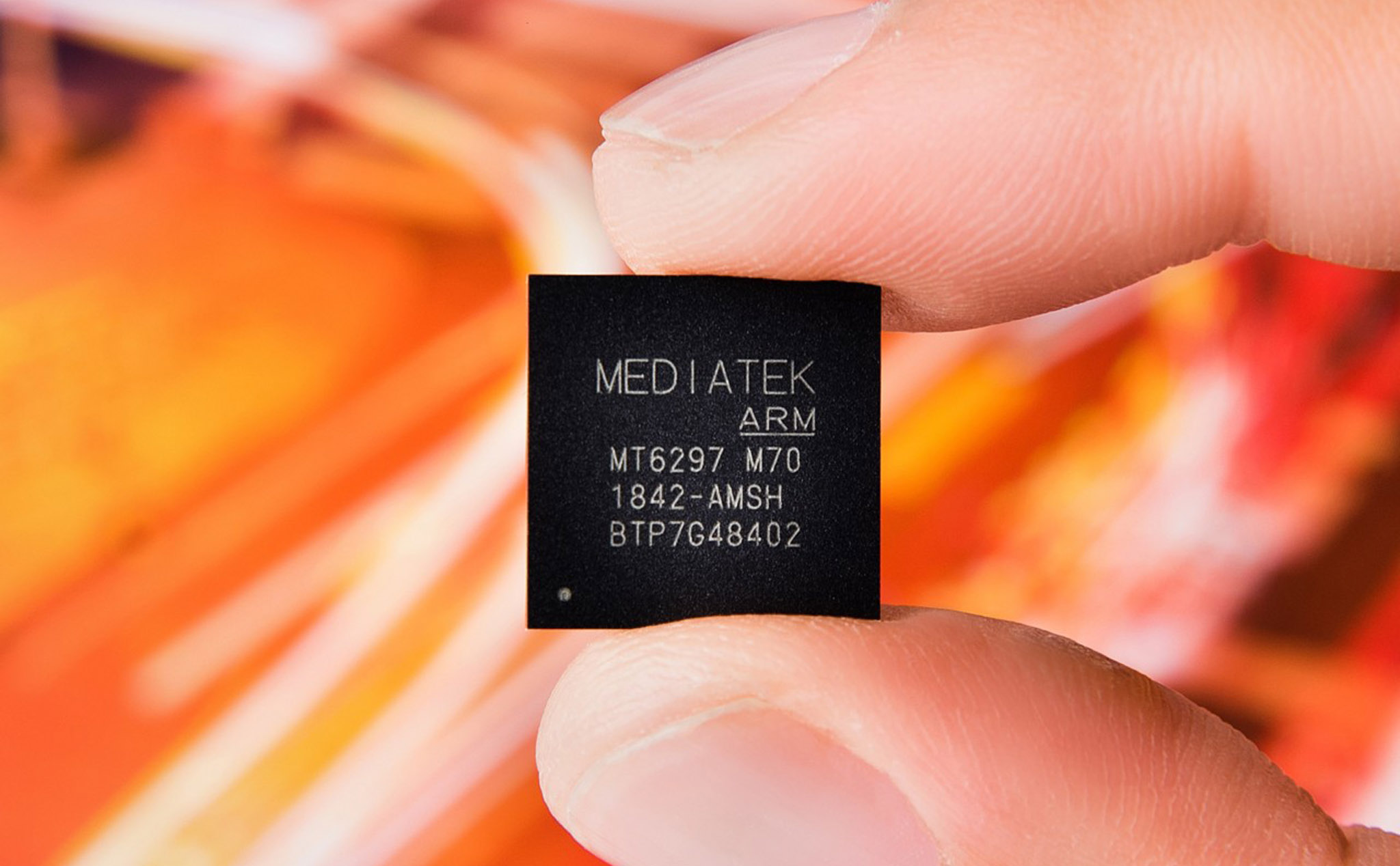 Intel sẽ dùng modem 5G MediaTek trong SoC và CPU từ năm 2021