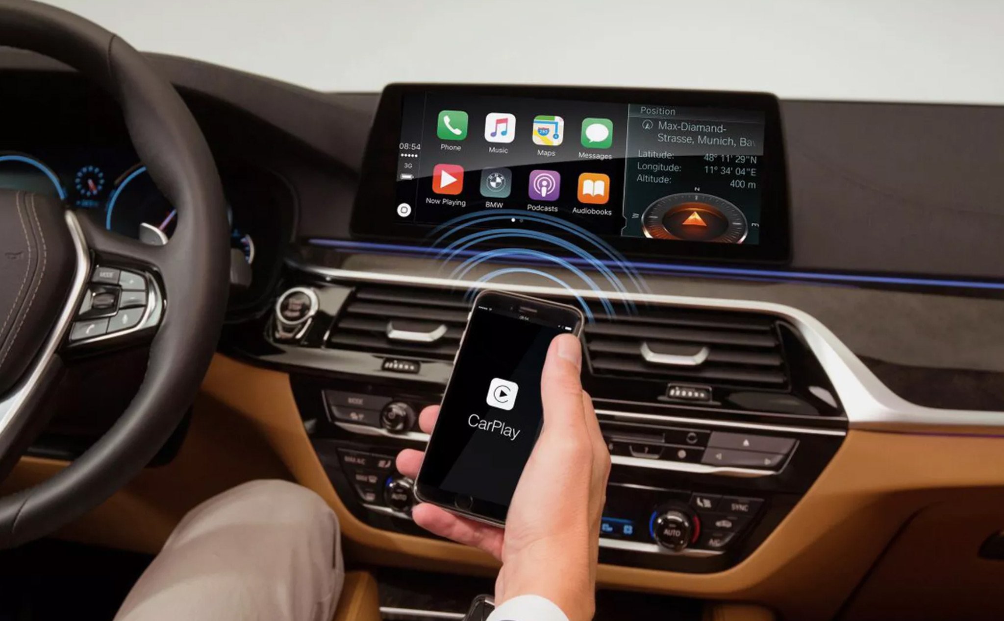 BMW sẽ ngừng việc thu phí khách hàng sử dụng Apple CarPlay