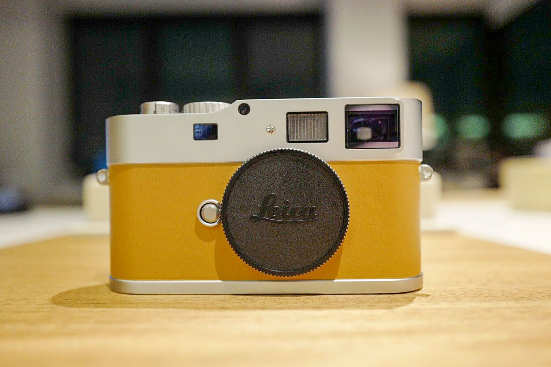 Đang tải Leica-M9-Hermes-Prototype-6.jpg…