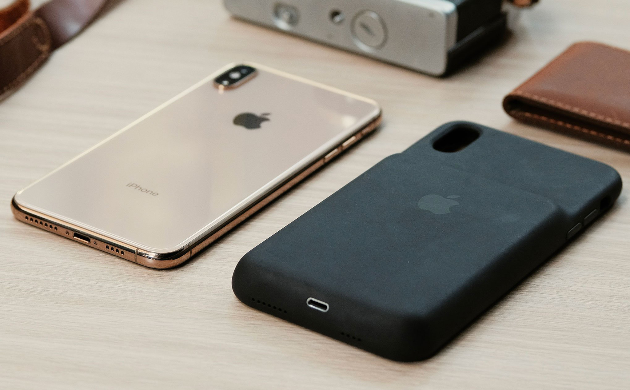 Apple ra chương trình đổi mới Smart Battery Case cho iPhone Xs, Xs Max và XR vì bị lỗi