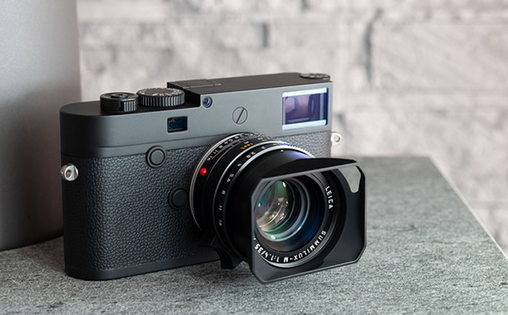 Leica ra mắt M10 Monochrom 40MP, ISO160-100.000 chuyên chụp ảnh đen trắng, giá $8.295