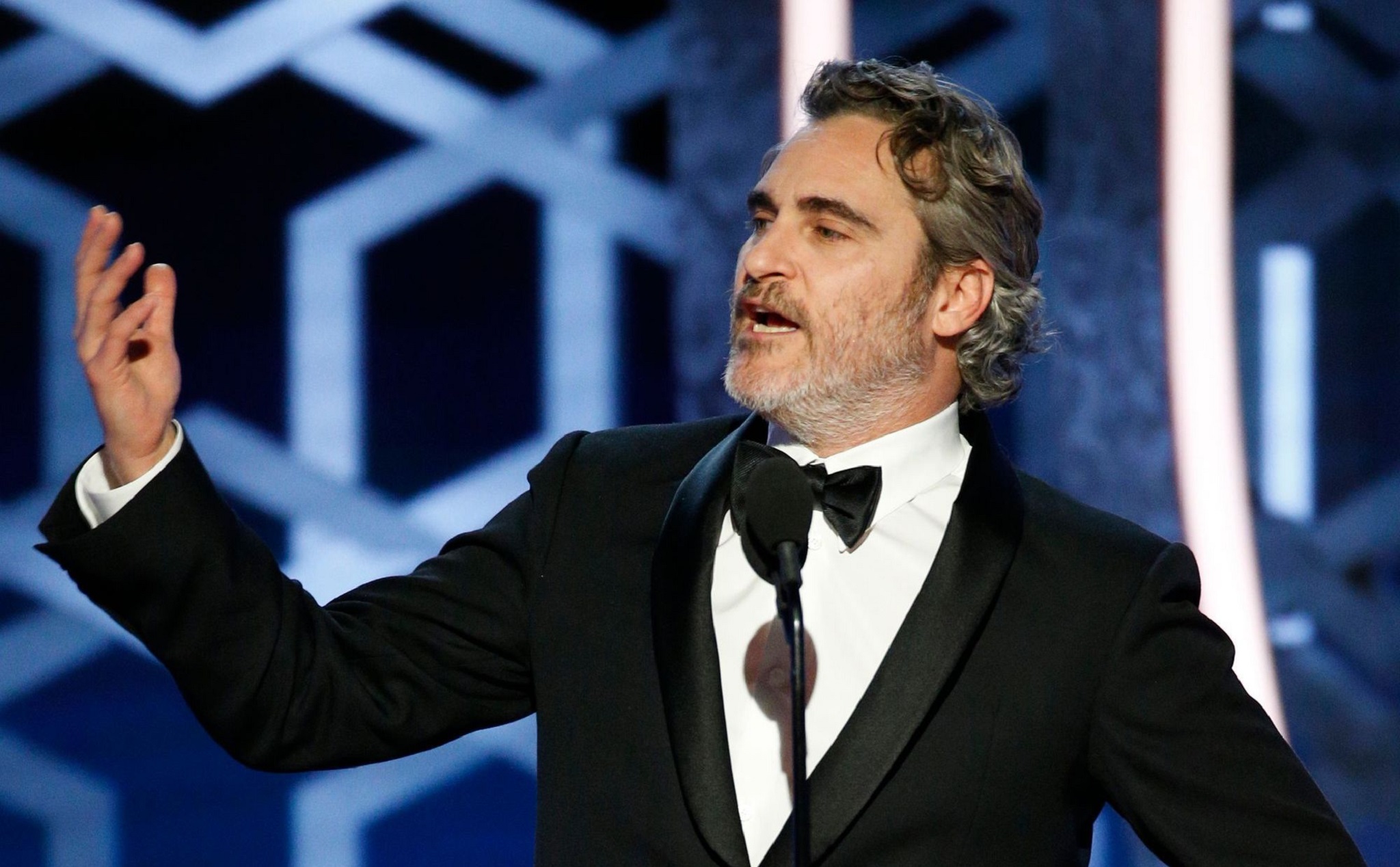 Joaquin Phoenix, Brad Pitt, Renée Zellweger & Laura Dern giành Oscar 2020 Diễn viên xuất sắc nhất