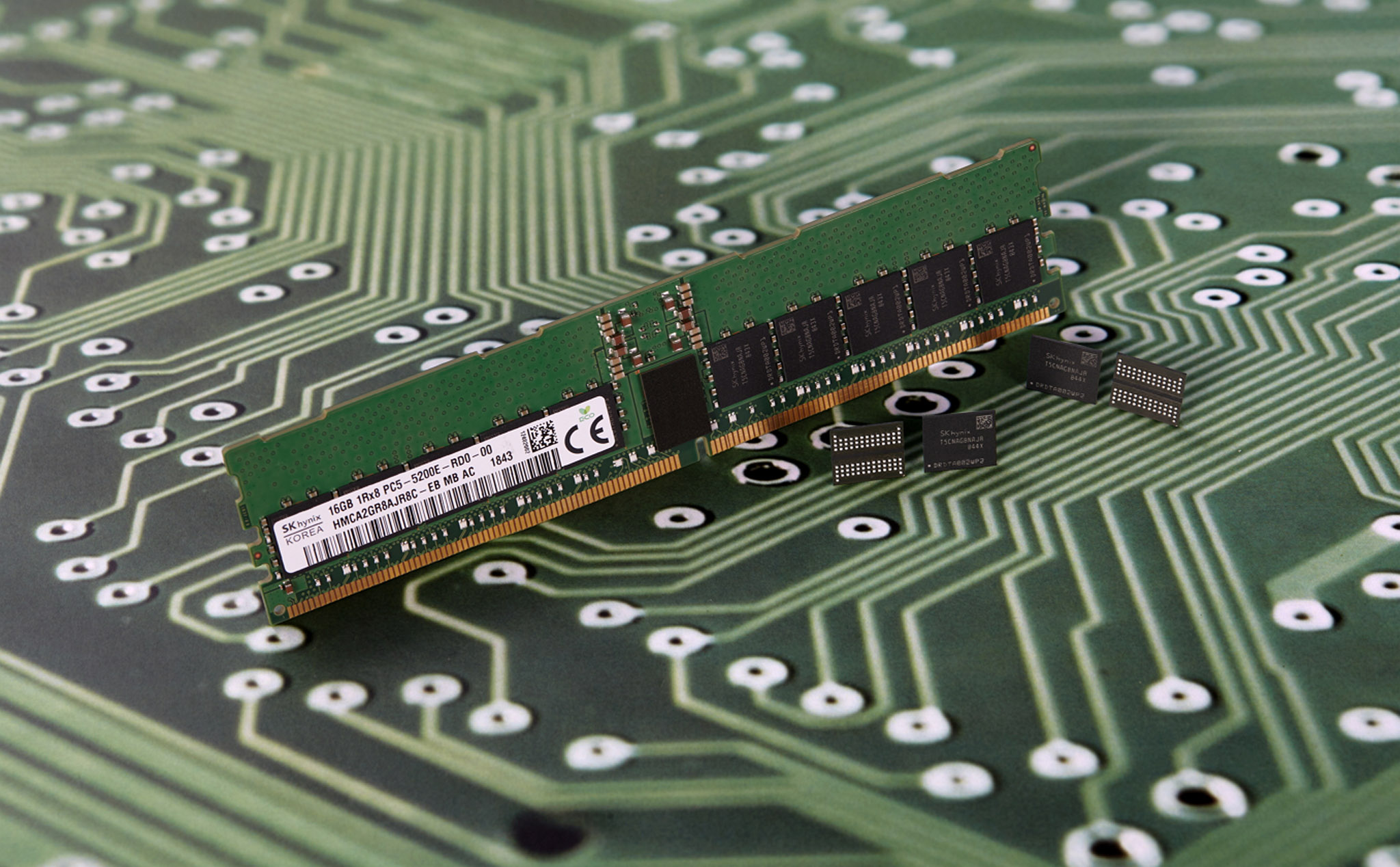 SK Hynix công bố thông số RAM DDR5: Bus tối đa 8400 MHz, 64Gb mỗi die, sản xuất năm nay