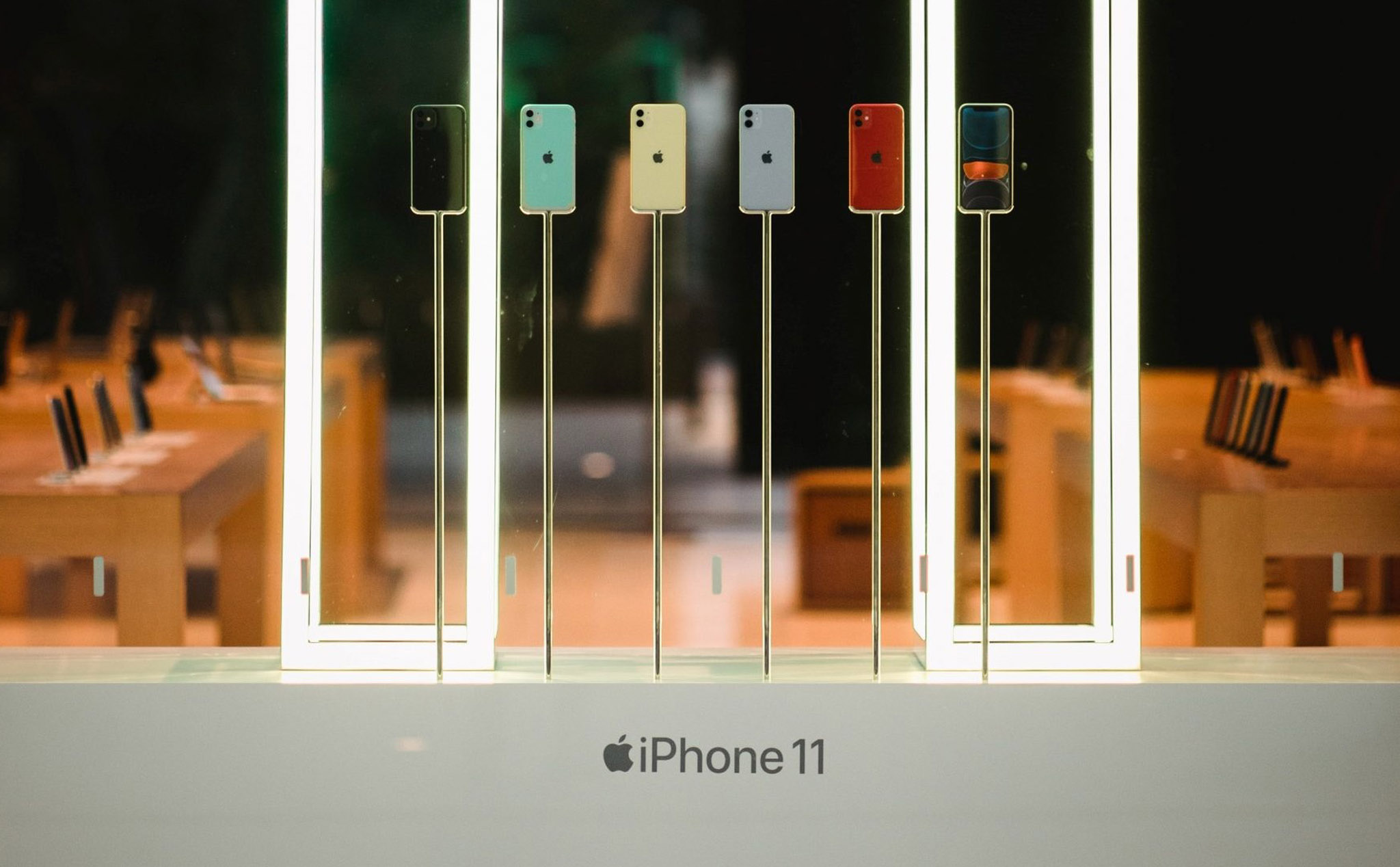 Nhà bán lẻ Trung Quốc phải giảm giá sâu iPhone 11 để kích cầu