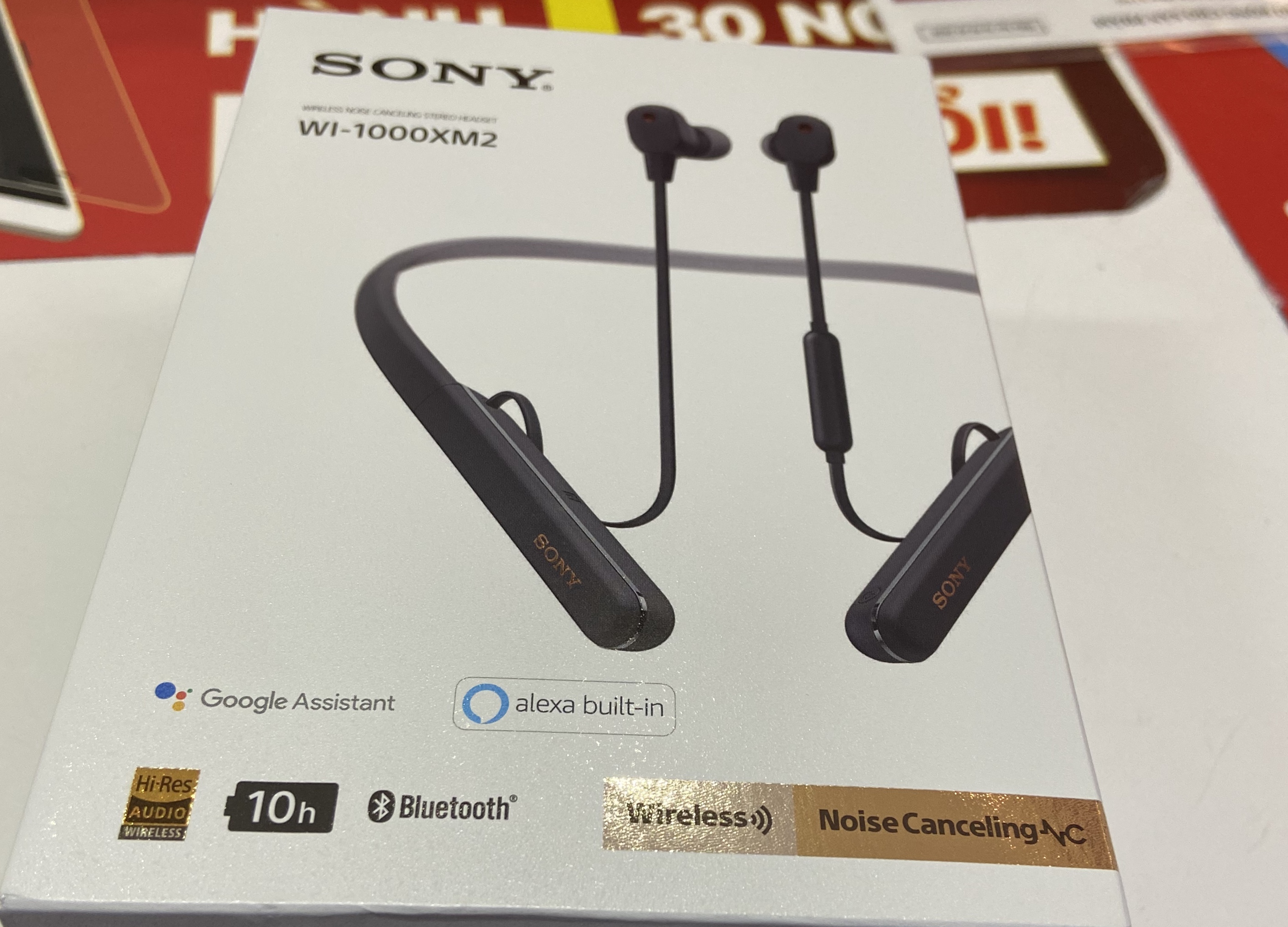 Review Sony WI-1000XM2 (Neckband, In-ear)