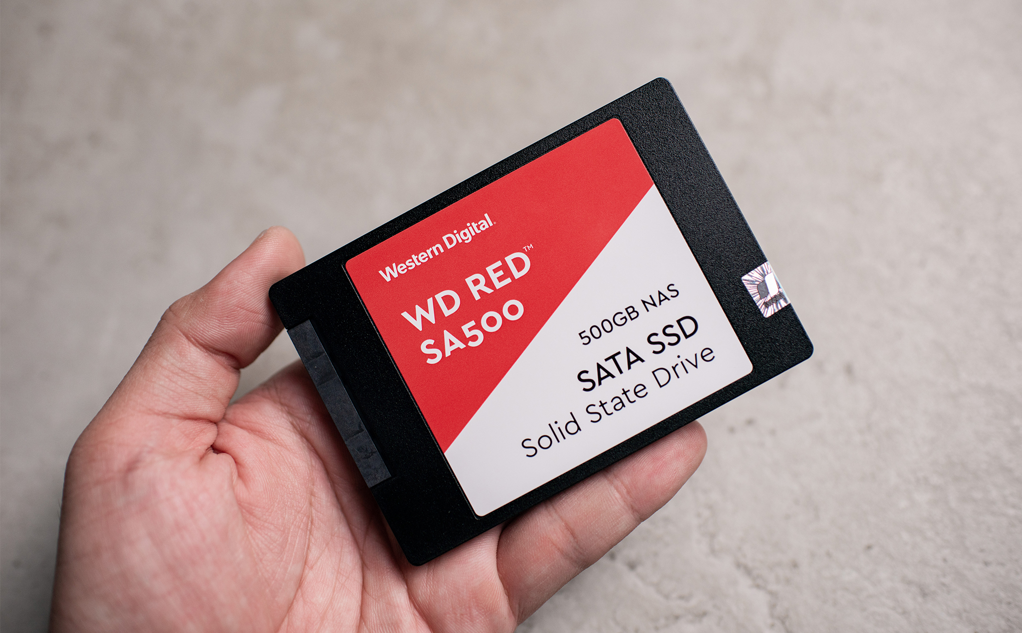 Trên tay ổ cứng gắn trong WD Red SA500: sử dụng lưu trữ cho NAS, tốc độ cao