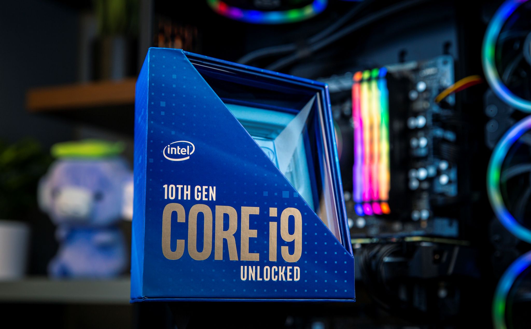 Xuất hiện Core i9-10850K - phải chăng là một biến thể mát hơn và rẻ hơn của 10900K?