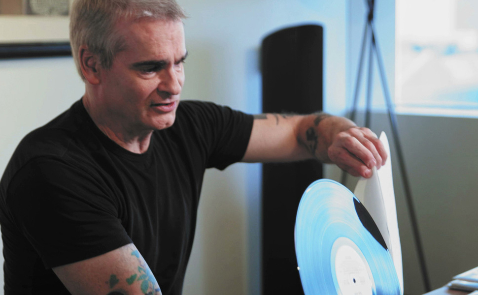 Tham khảo cách sử dụng và bảo quản đĩa vinyl từ chuyên gia Henry Rollins (The Sound Of Vinyl)