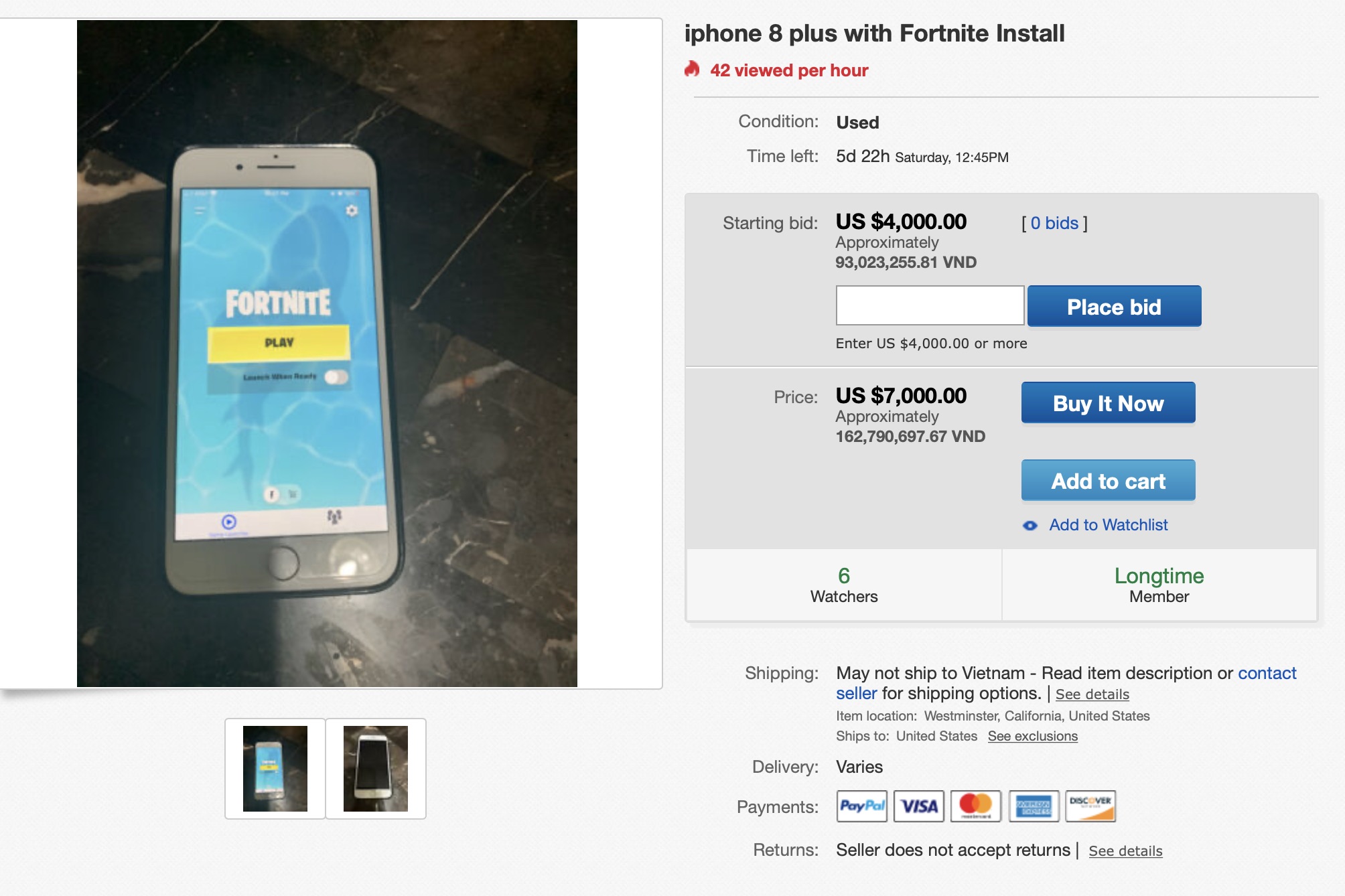 Một số iPhone đã cài Fortnite được bán trên Ebay với giá lên đến hơn 100 triệu đồng