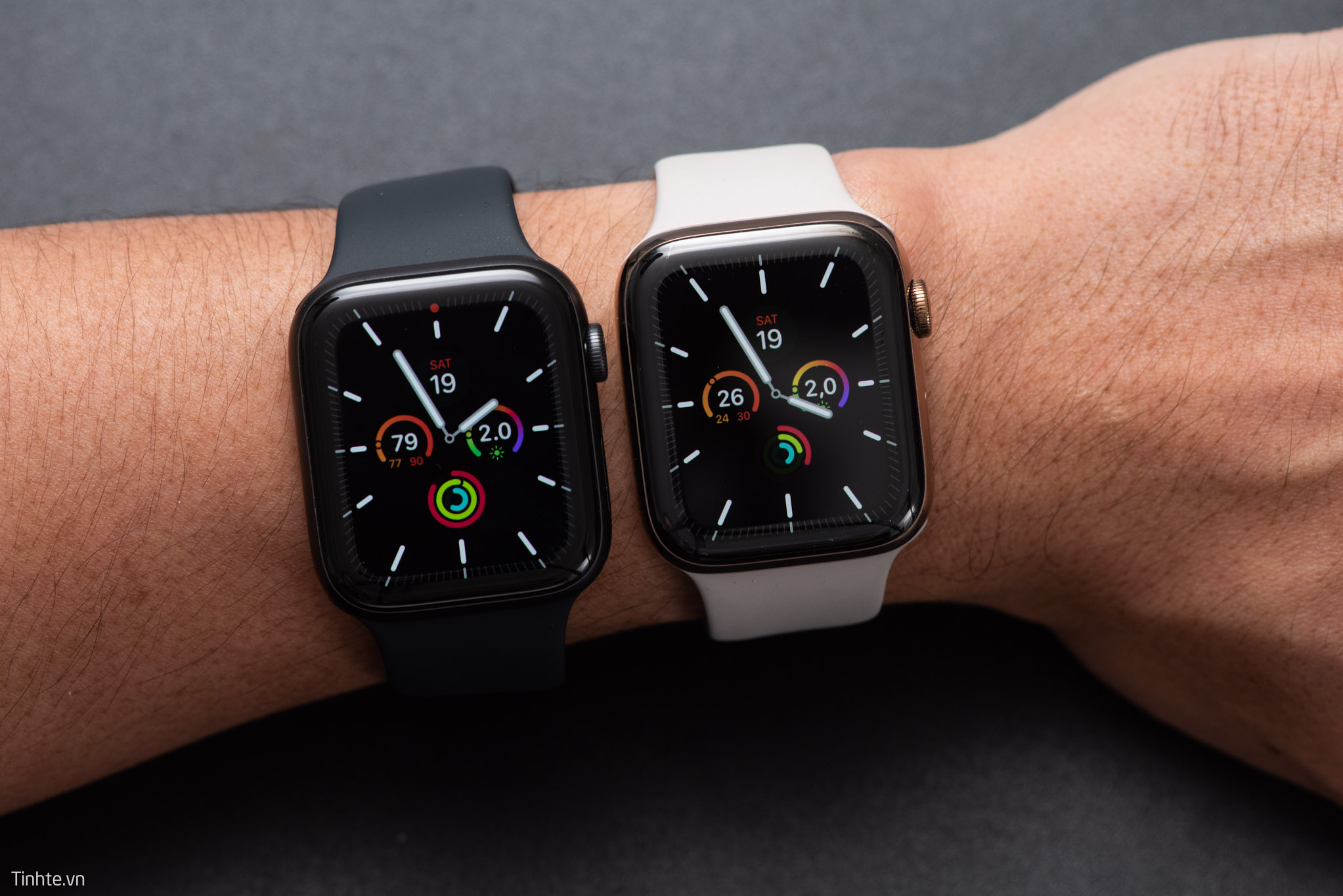Trải nghiệm màn hình luôn sáng trên Apple Watch Series 6, sáng gấp 2,5 lần trên Series 5?