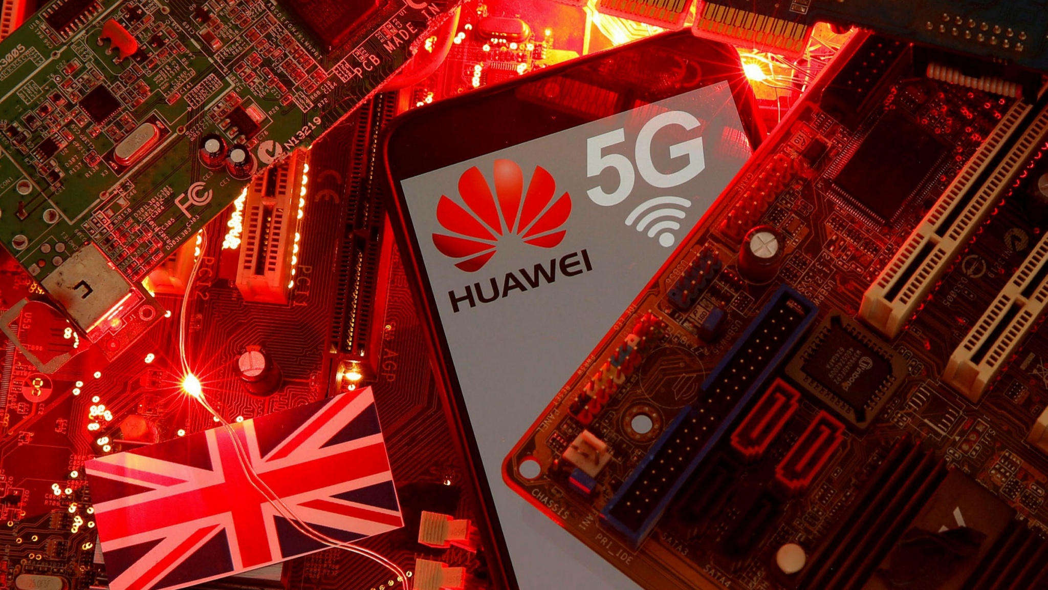 Giới luật pháp Anh quốc: "Chính phủ nên cấm công nghệ 5G của Huawei sớm hơn 2 năm so với kế hoạch"