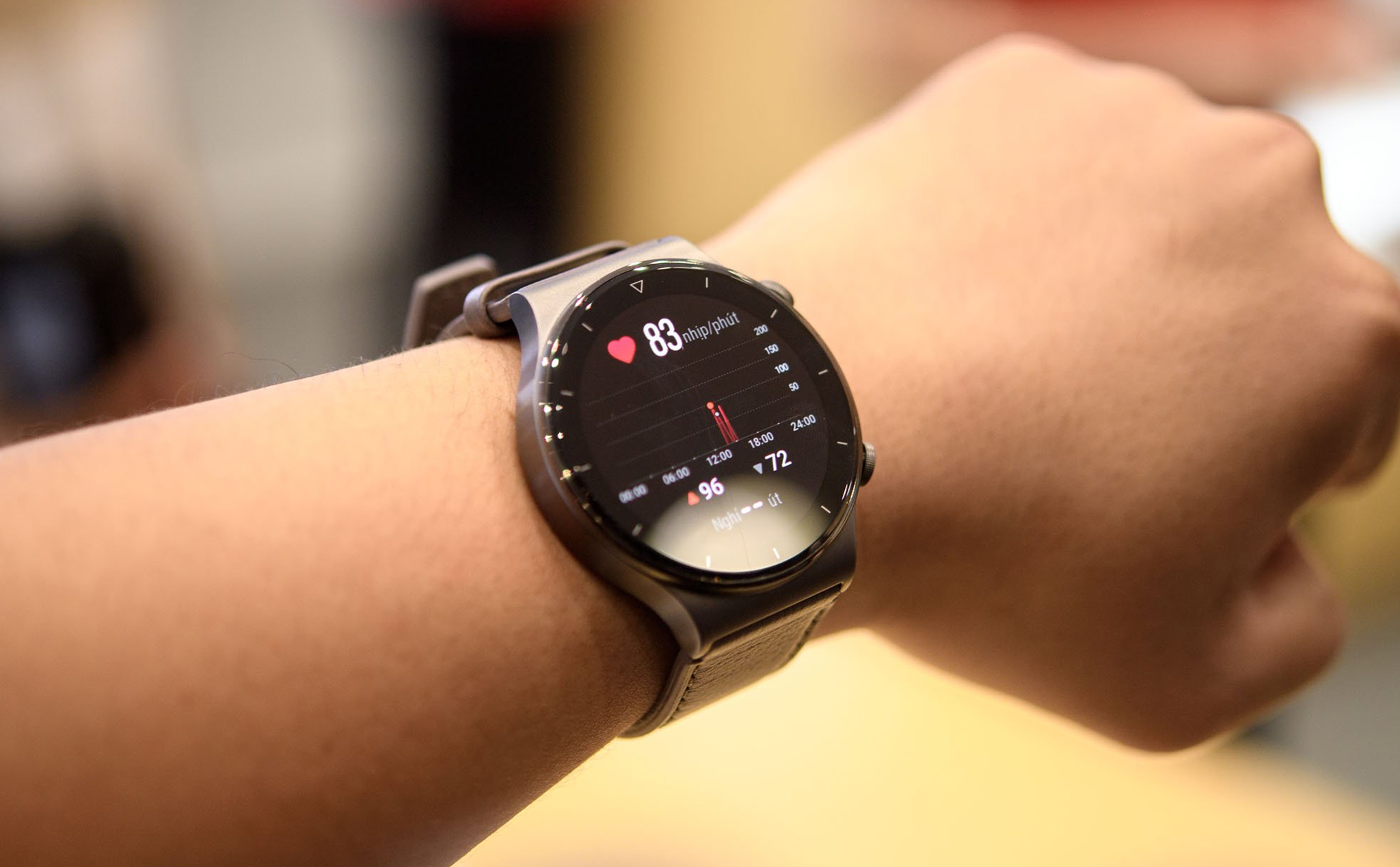 Huawei Watch GT 2 Pro: vỏ titan, kính sapphire, 2 phiên bản, giá từ 9 triệu