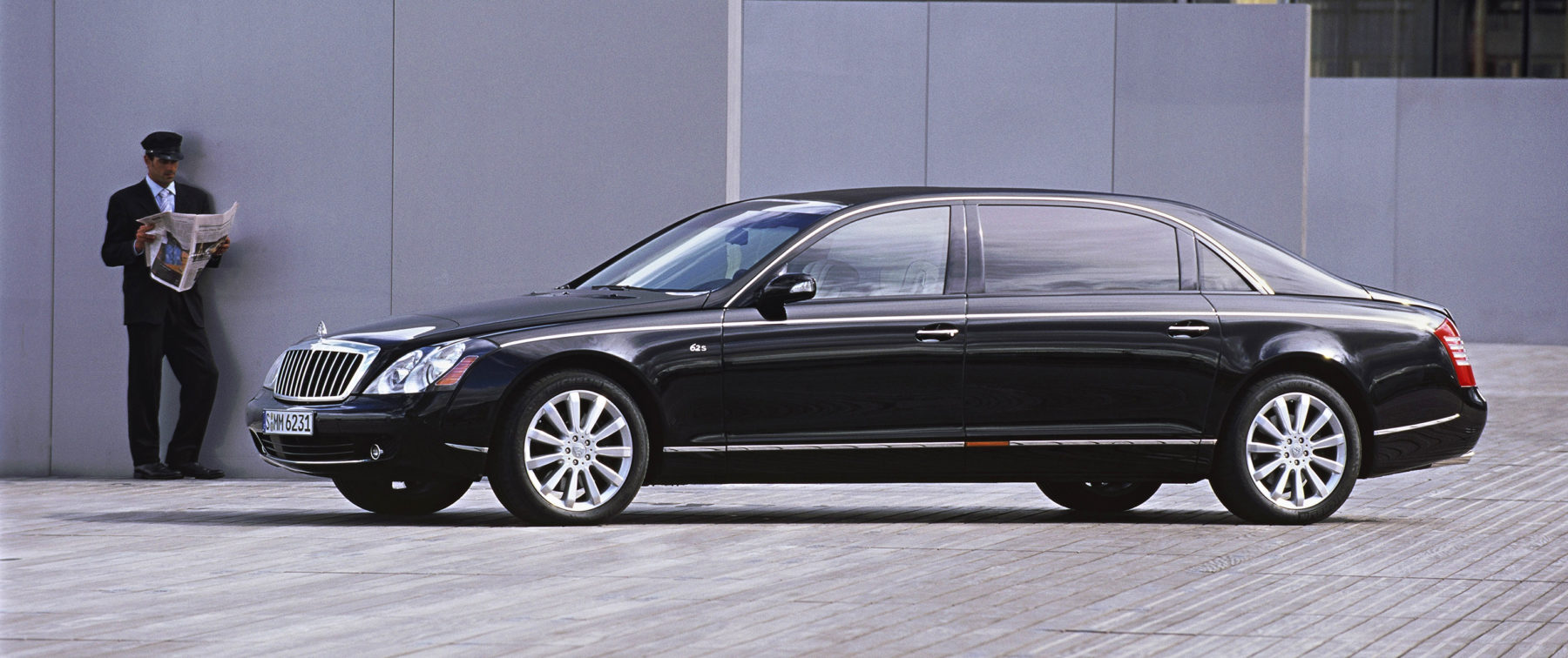 maybach-history-car-luxury-1-1800x756-c-center.jpg