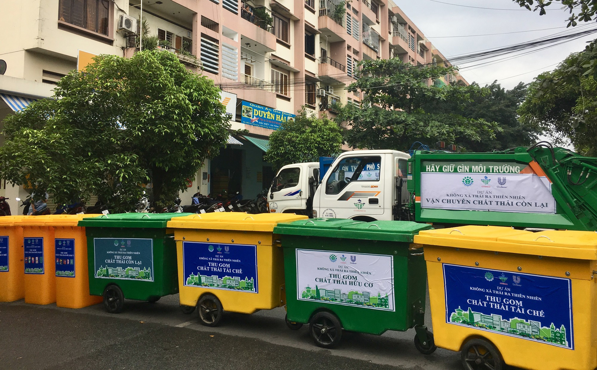 TP.HCM sắp triển khai kế hoạch đổi rác thải tái chế lấy quà hoặc tiền
