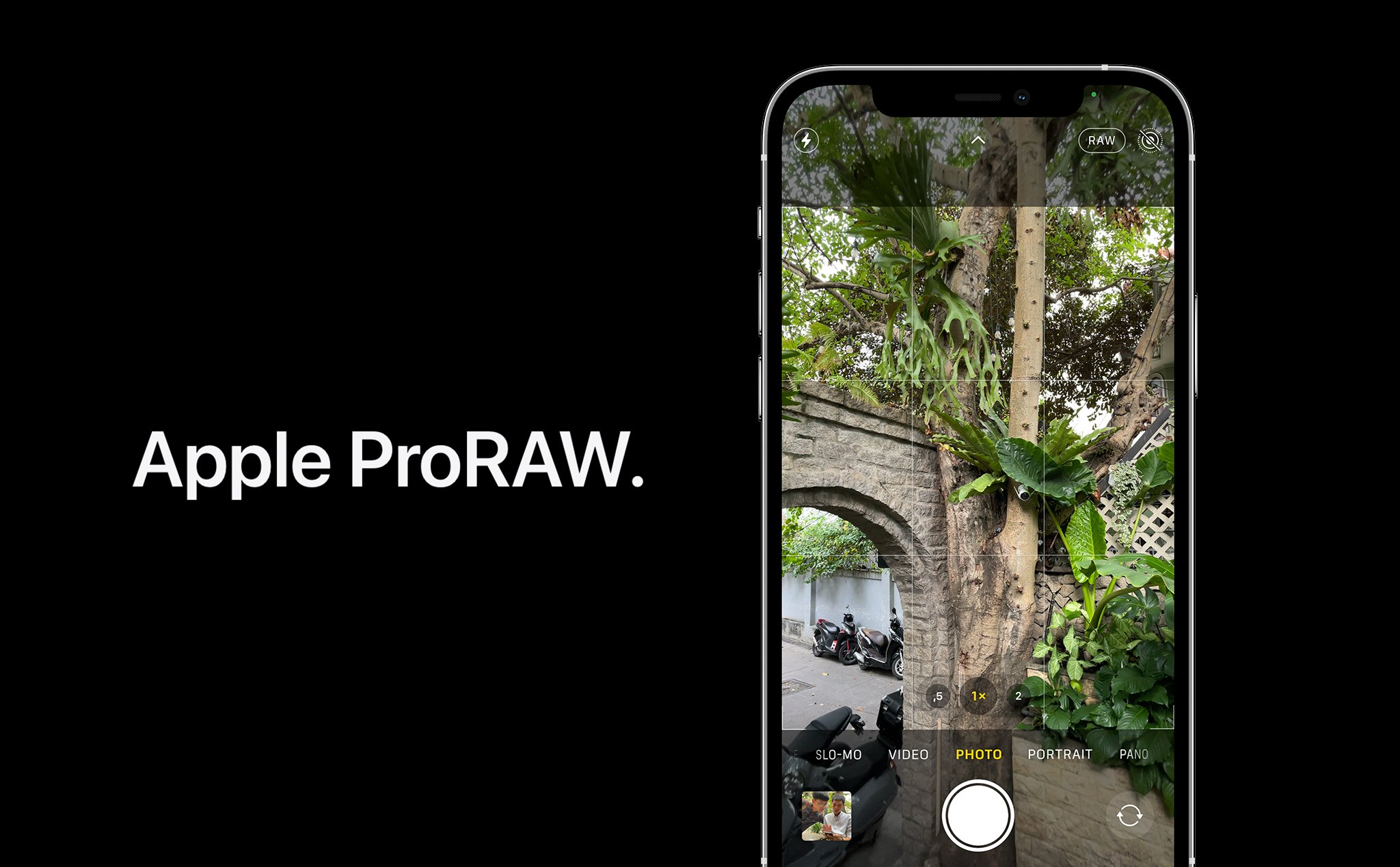 Thử chỉnh sửa nhanh ảnh ProRAW trên iPhone 12 Pro