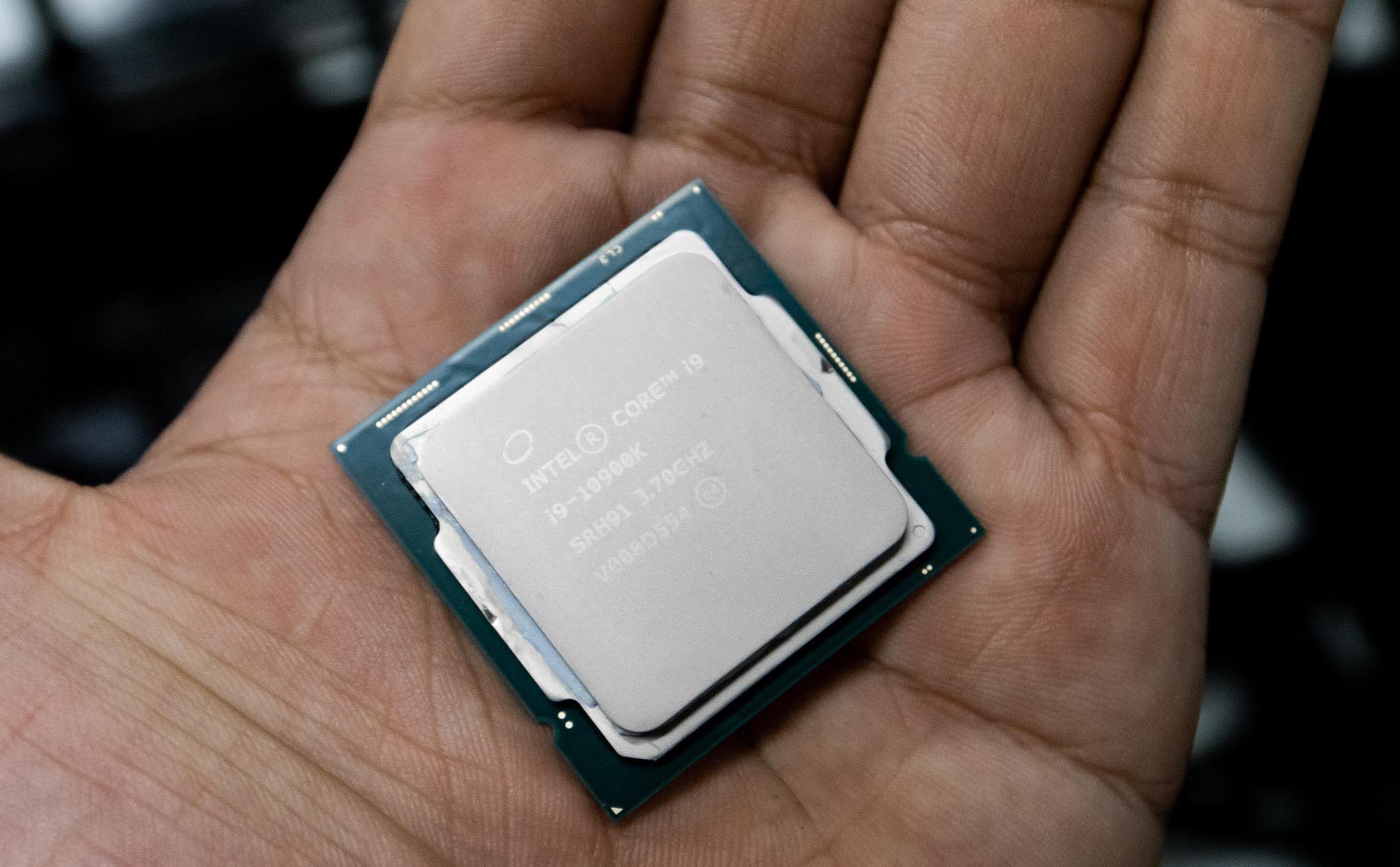 Tin đồn: Lộ benchmark Intel Core i9-11900K, vẫn là 14nm nhưng chỉ còn 8 nhân xử lý