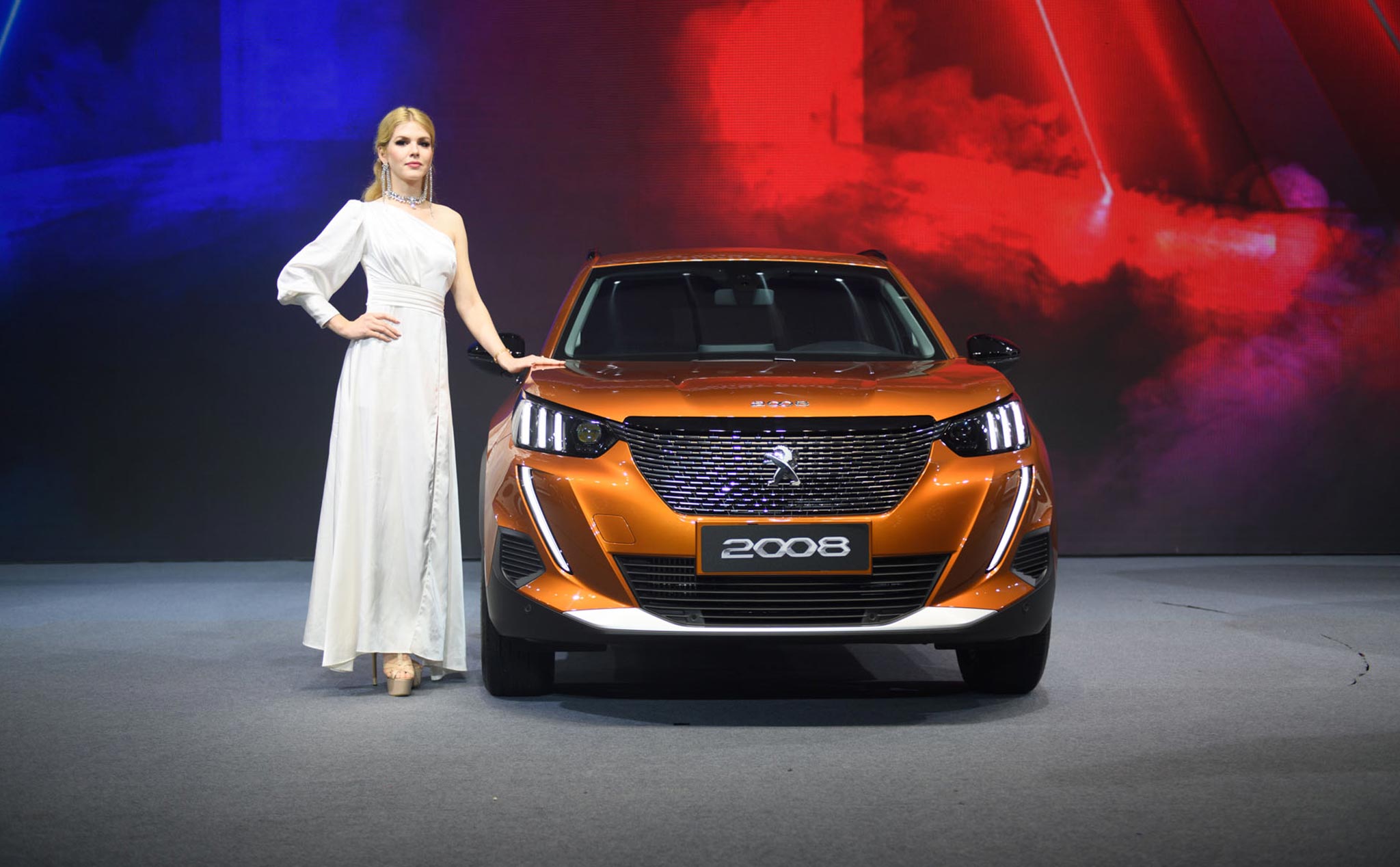 Peugeot 2008 hoàn toàn mới ra mắt tại Việt Nam, 2 phiên bản giá từ 739 triệu