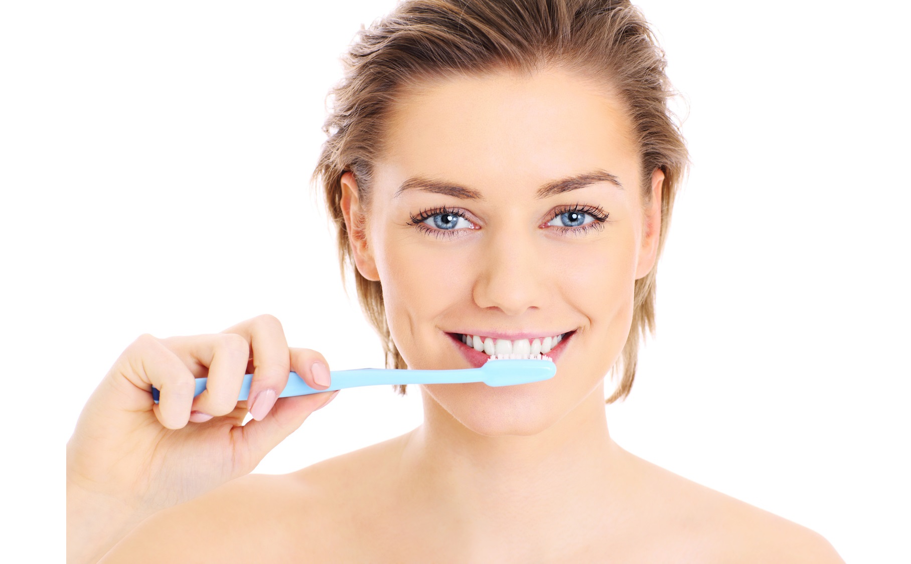 Có nên đánh răng ngay sau khi ăn xong? Đánh răng trước hay sau khi ăn sáng?