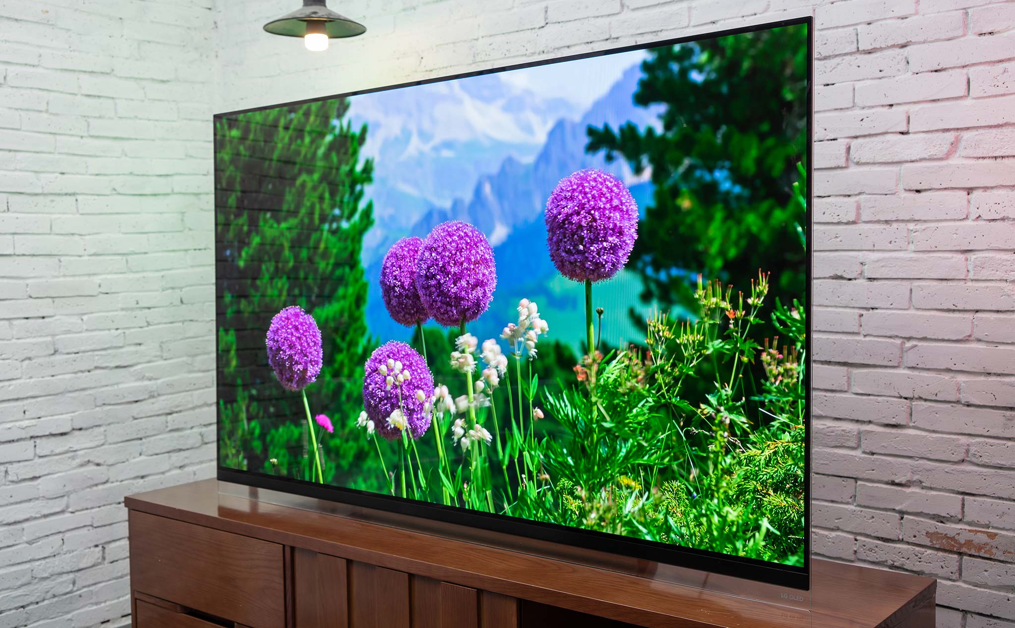 #CES21: LG sắp có TV OLED với kích thước 42"