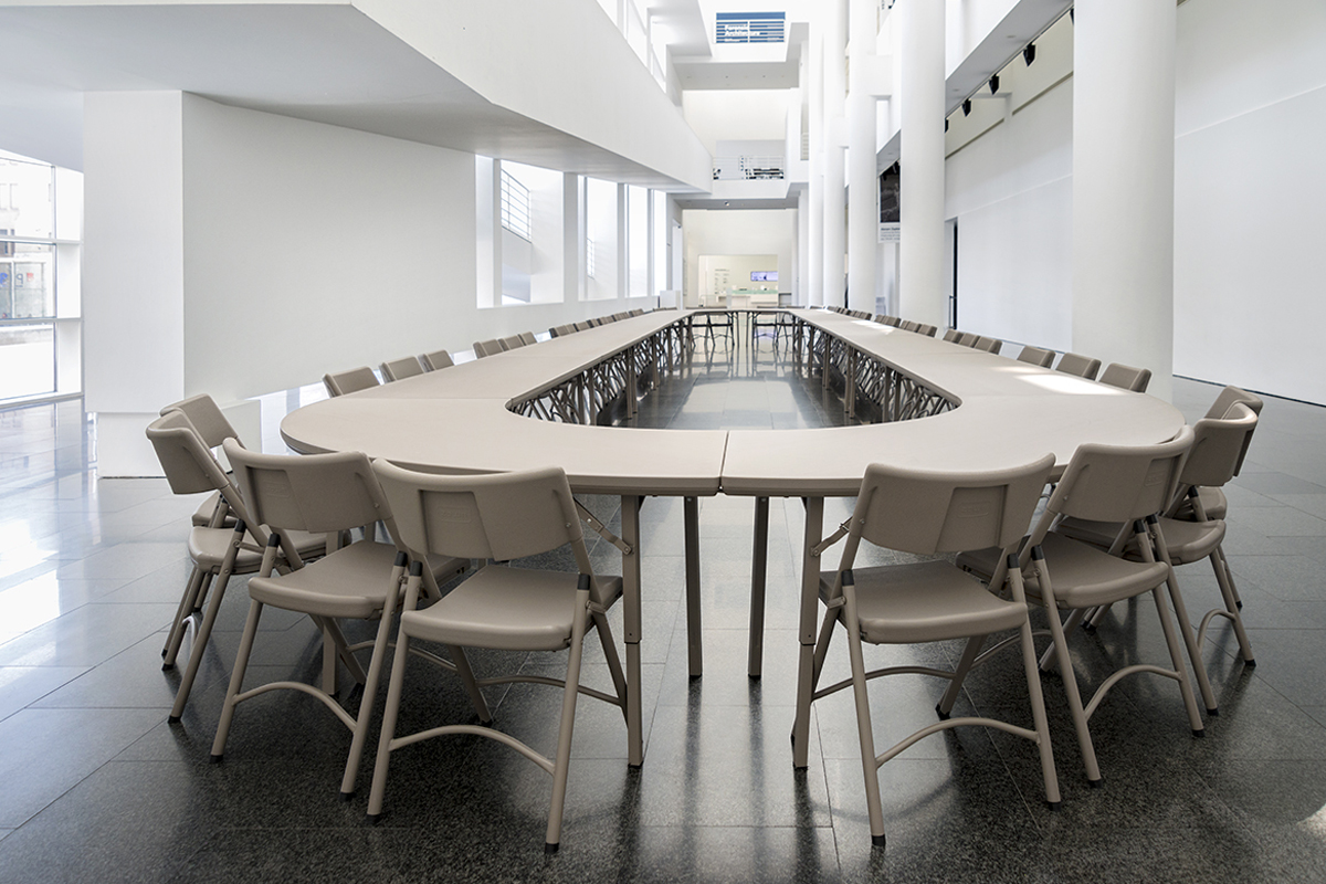 Bàn ghế xếp ZOWN – sản phẩm chuyên dùng cho phòng họp, hội thảo, hội nghị