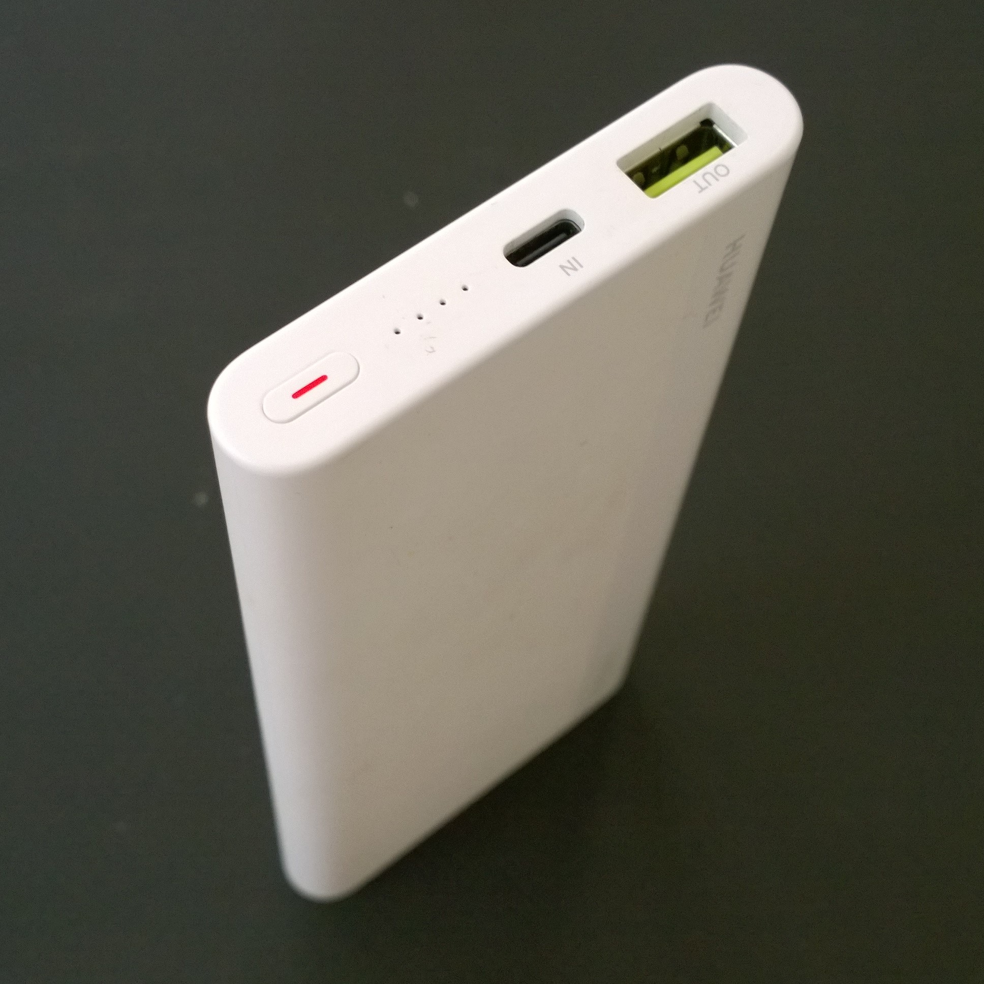 Trên tay đồ rẻ: Pin sạc dự phòng có sạc nhanh 2 chiều Huawei CP11QC