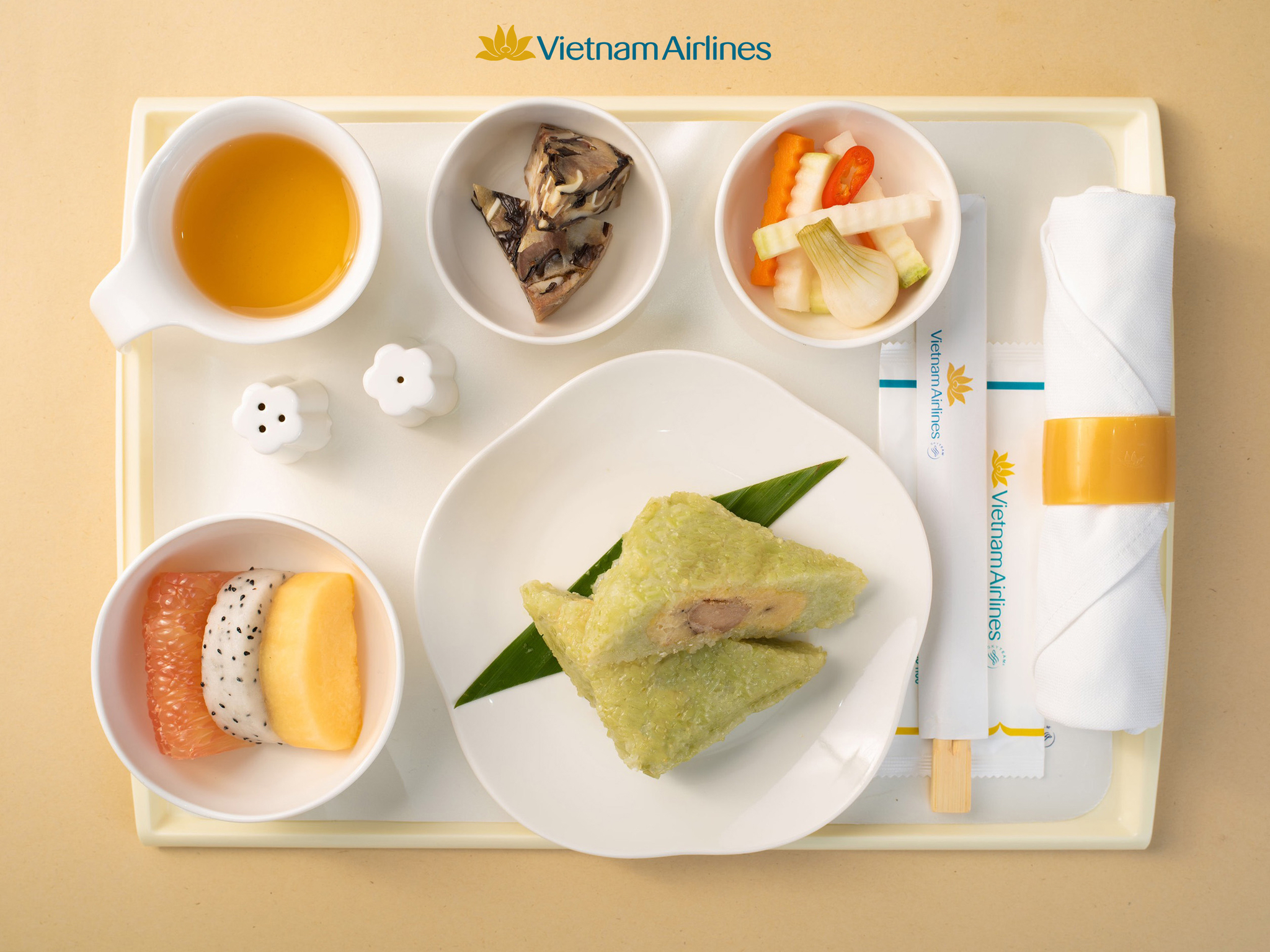 Tết 2021 này, Vietnam Airlines phục vụ món ăn đặc trưng ngày Tết trên các chuyến bay nội địa