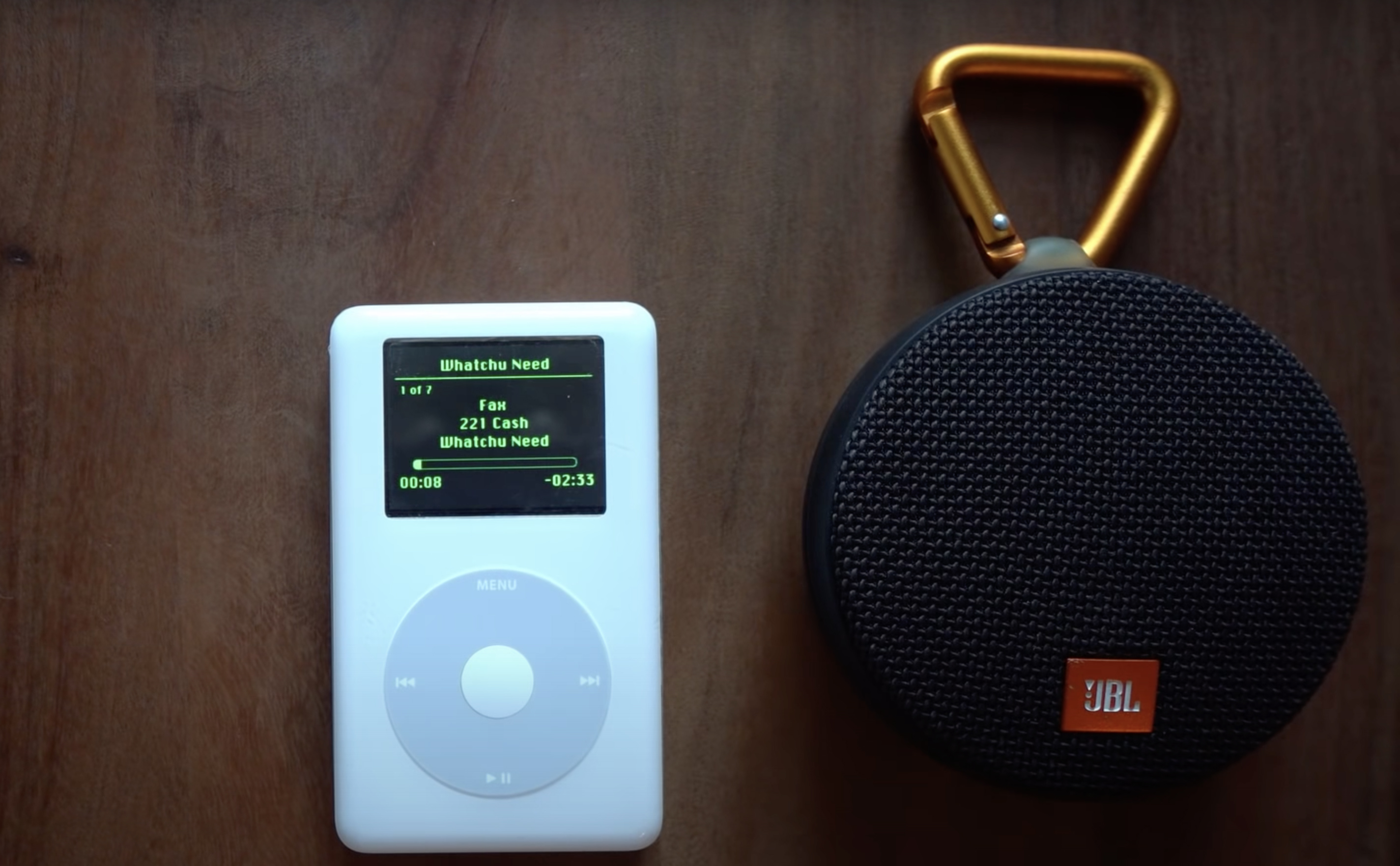 Một lập trình viên đã mod Wi-Fi để nghe Spotify trên chiếc iPod Classic Gen 4
