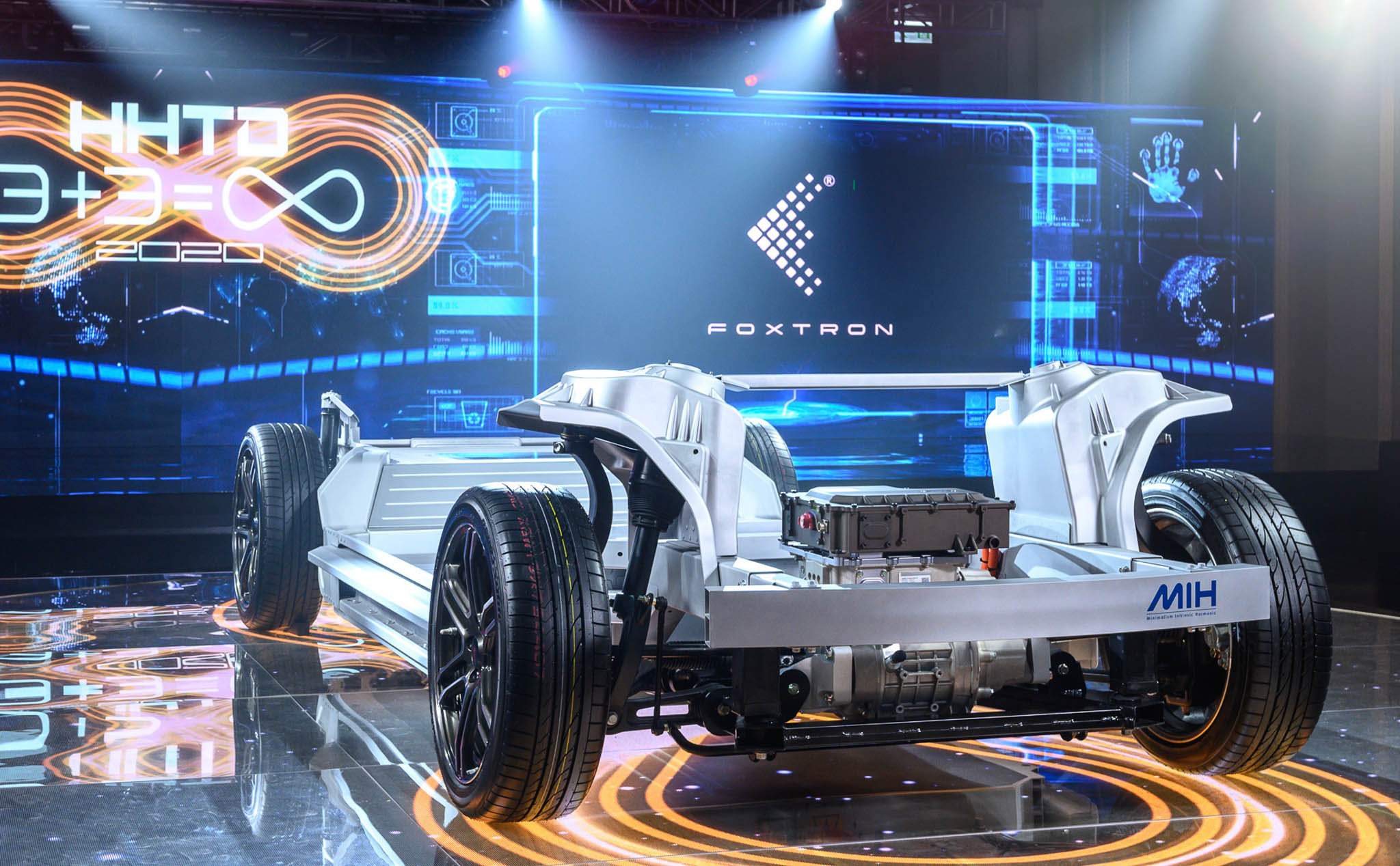 Foxconn muốn ra mắt ô tô điện vào cuối năm nay