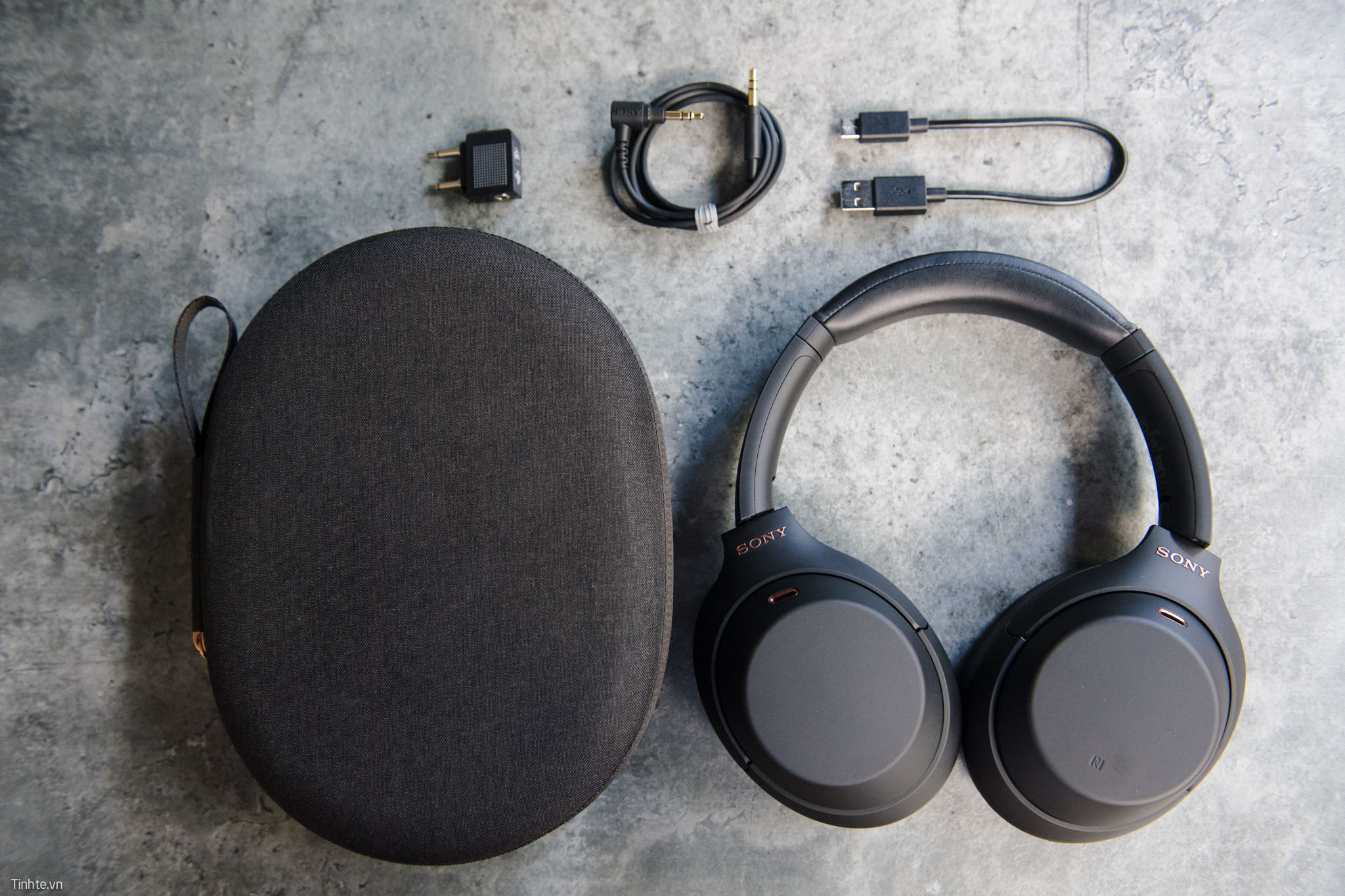 Review tai nghe Sony WH-1000XM4: Tai nghe chống ồn rất tốt và cực kì thông minh