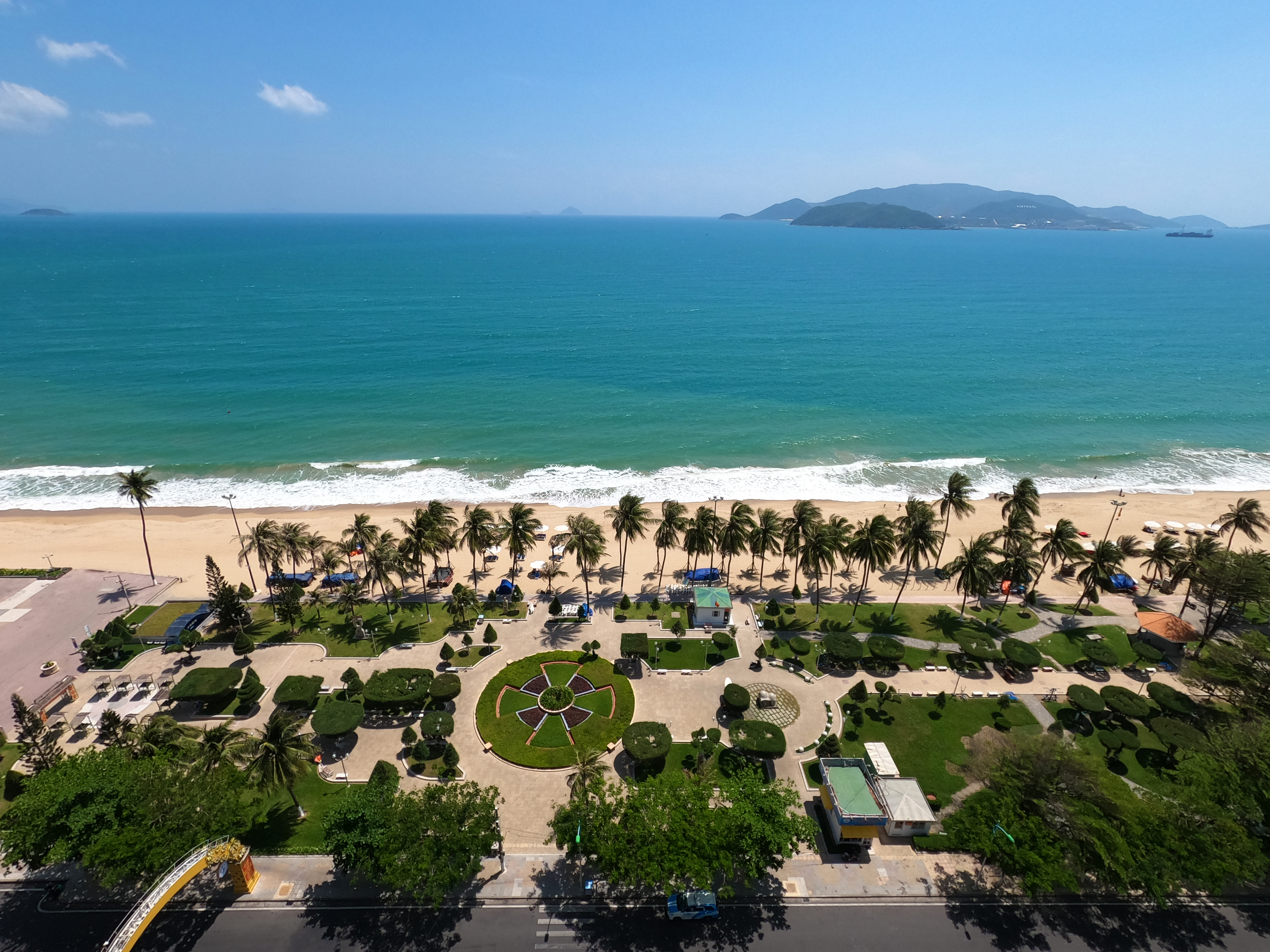 [Video] Review chi tiết khách sạn Novotel Nha Trang, ngay trung tâm, nhìn thẳng ra biển