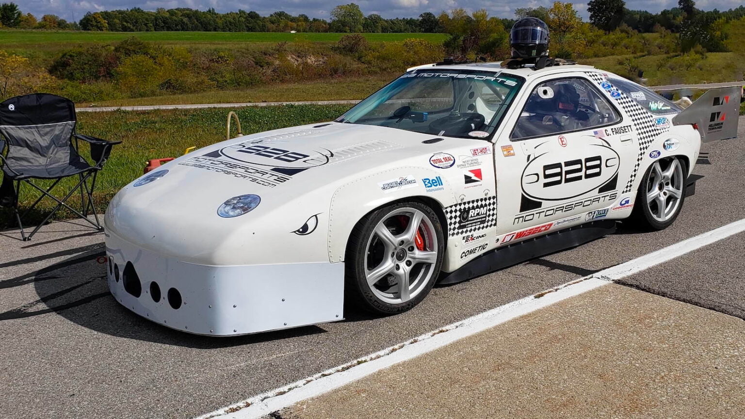 Porsche-928-Front.jpg