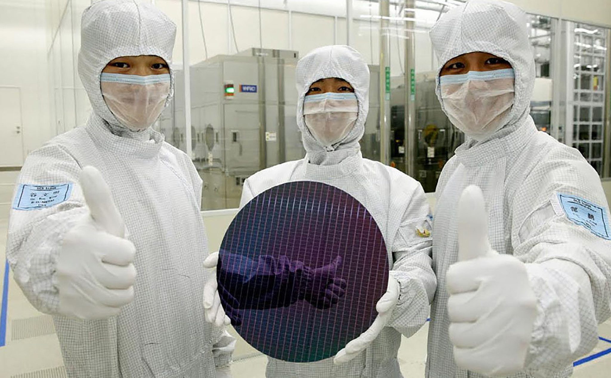 Intel muốn sản xuất chip cho xe hơi