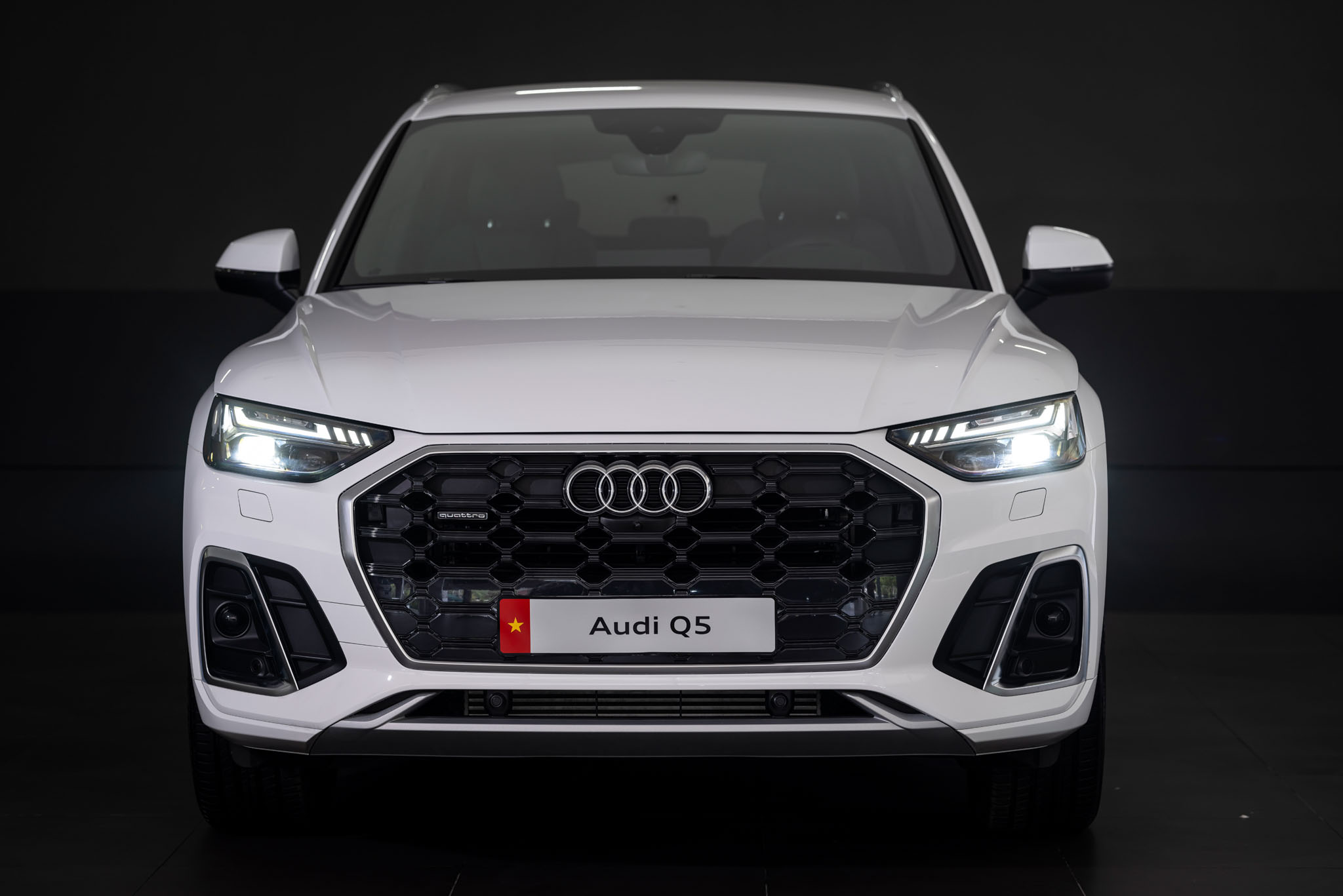 Audi_q5_facelift_2021_chính_thức_ra_mắt_thị_trường_việt_nam_xe_tinhte-9.jpg
