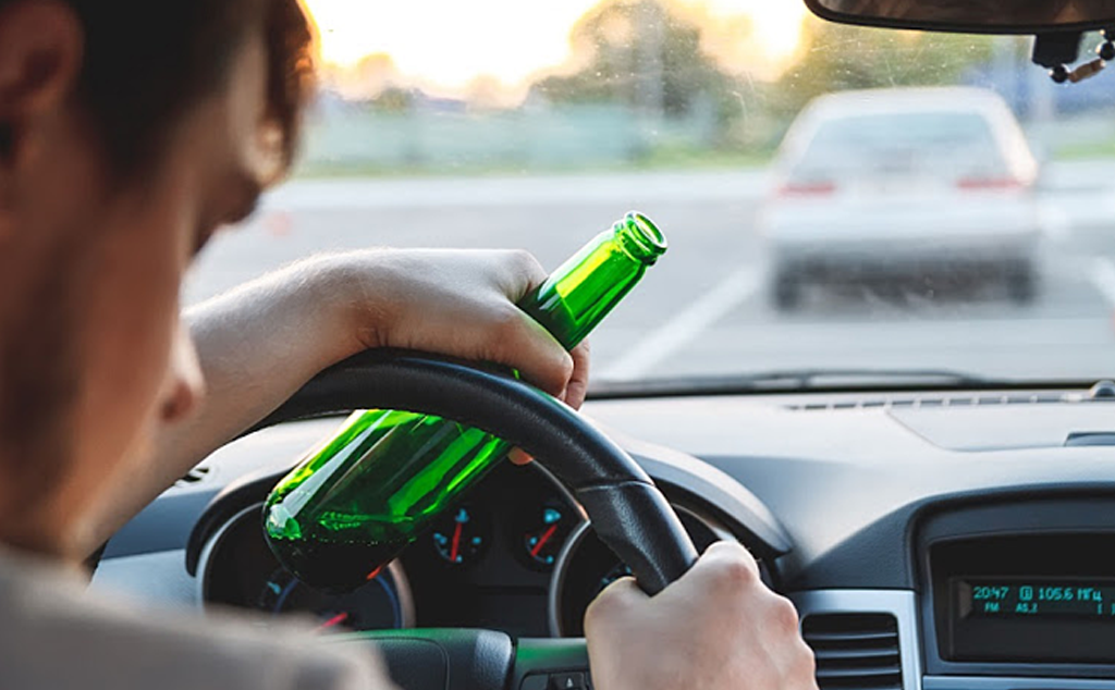 [Infographic] Tác động của rượu bia đối với người lái xe như thế nào?